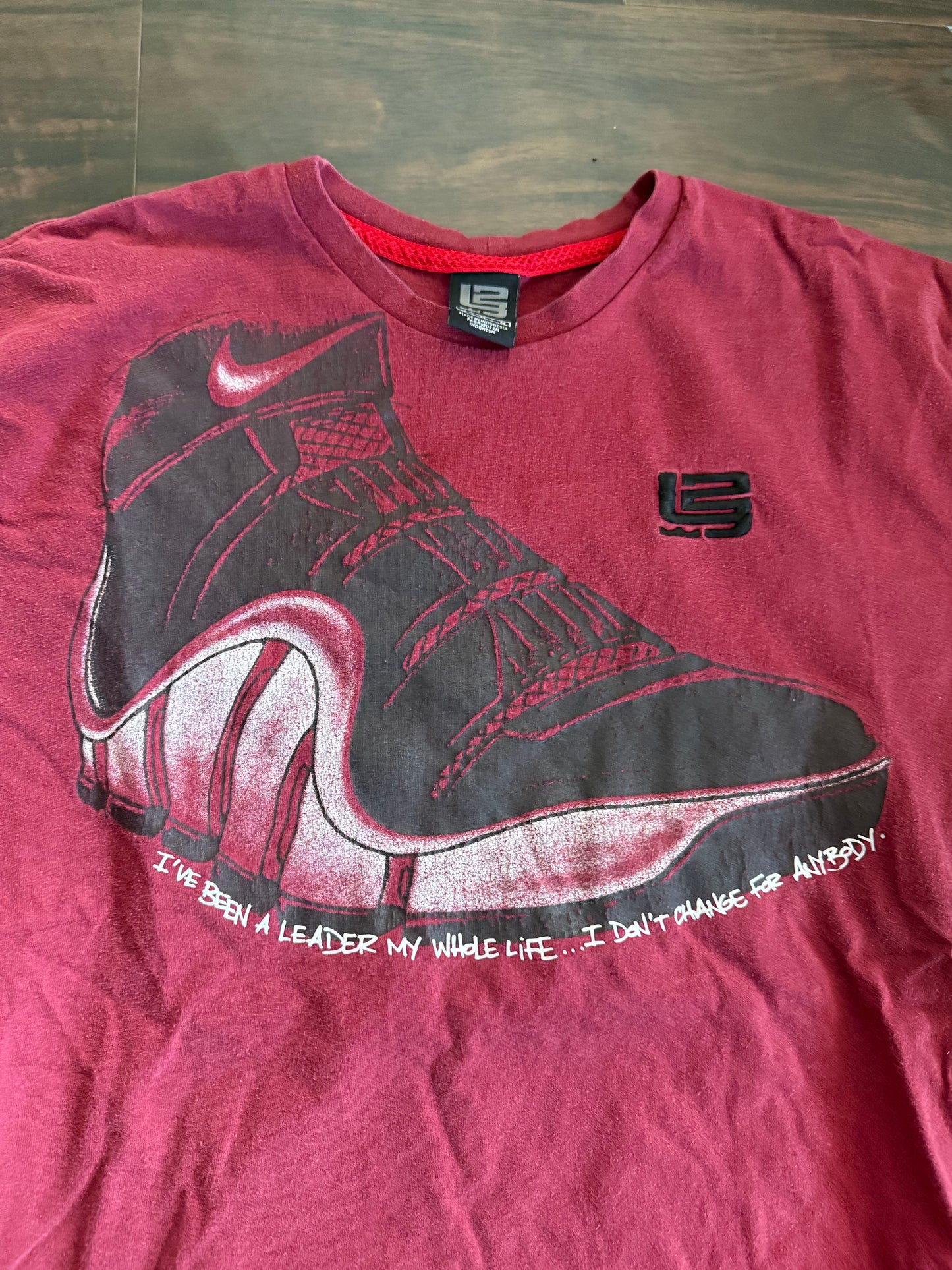 Vintage Nike LeBron James Air Zoom T-Shirt- M