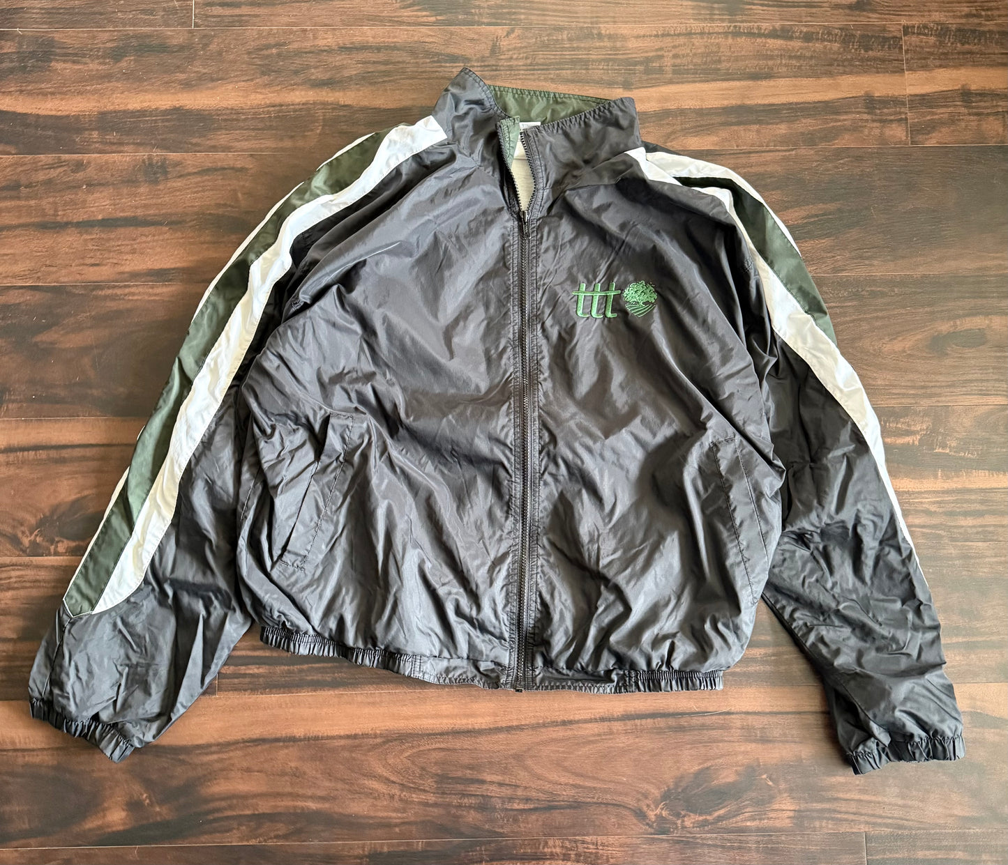 The Thrifting Tree Gray & Green Windbreaker Jacket- XL