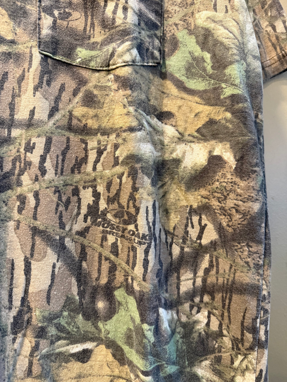 Vintage Mossy Oak Breakup Tree Camo Classics Pocket T-Shirt- XL