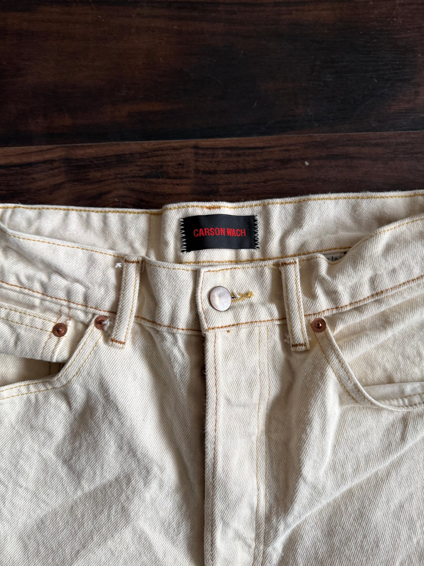 Carson Wach White Double Knee Button-Fly Denim Jean Shorts- 30
