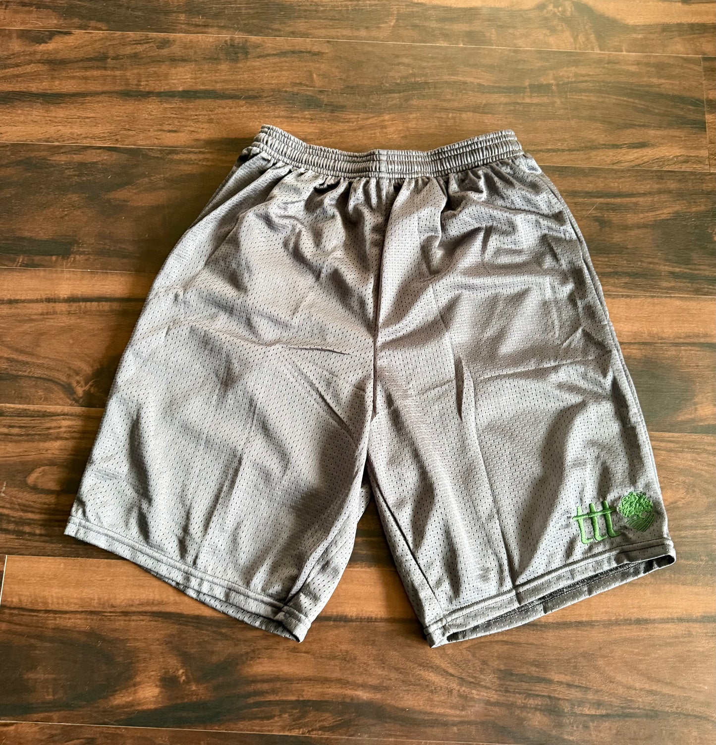 The Thrifting Tree Gray Shorts- S
