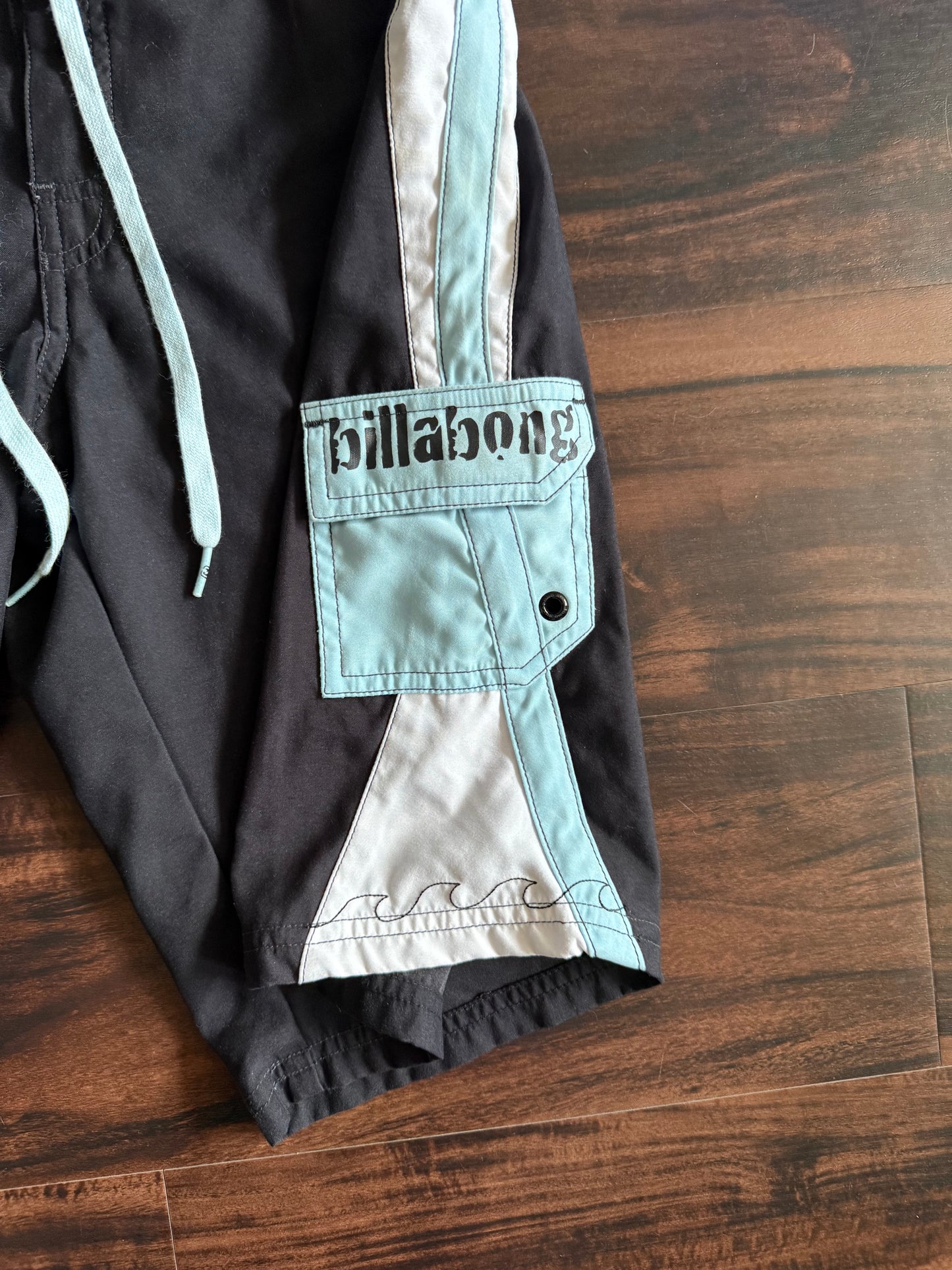 Vintage Billabong Black & Blue Board Shorts- 32