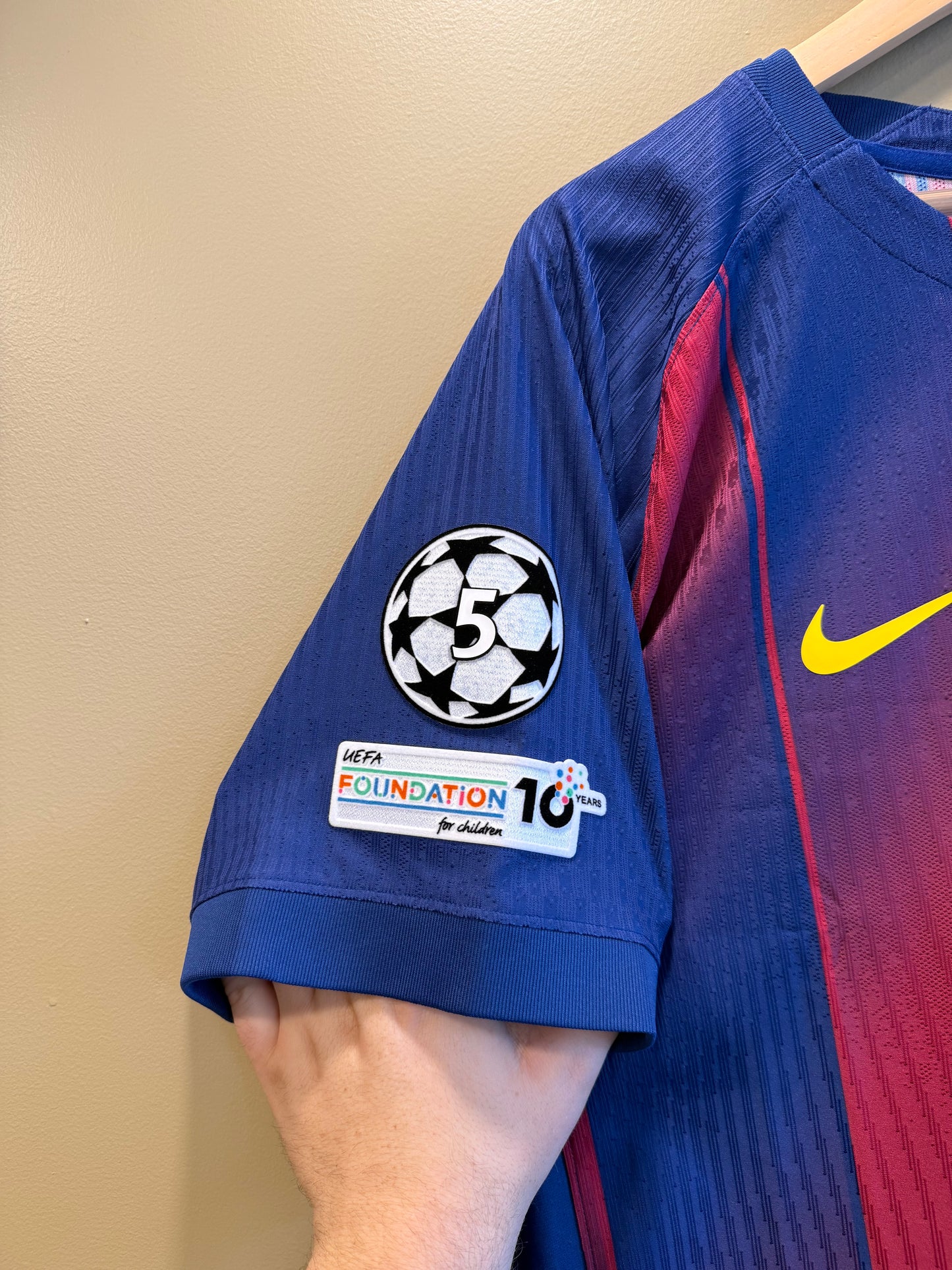 Nike 25/26 Authentic FC Barcelona Lamine Yamal EUFA & Champions League Patch Home Football Soccer Jersey- XL