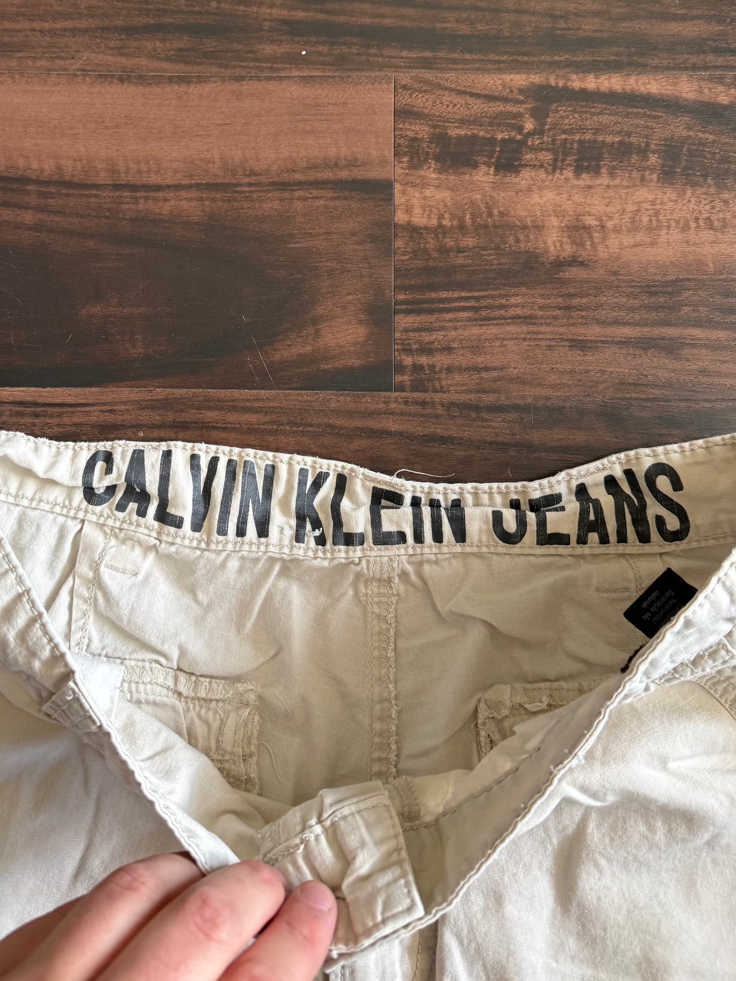 Vintage Calvin Klein Jeans White Cargo Shorts- 36