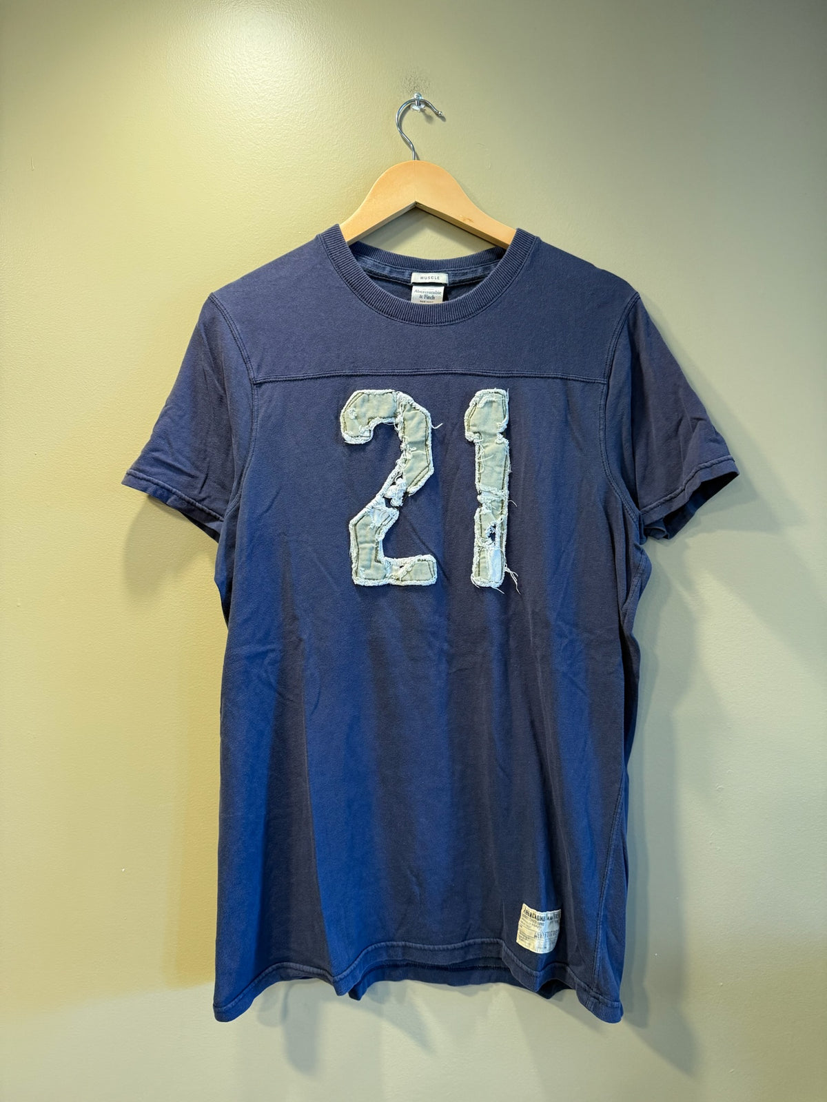 Vintage Y2K Abercrombie & Fitch 21 Muscle T-Shirt - XL