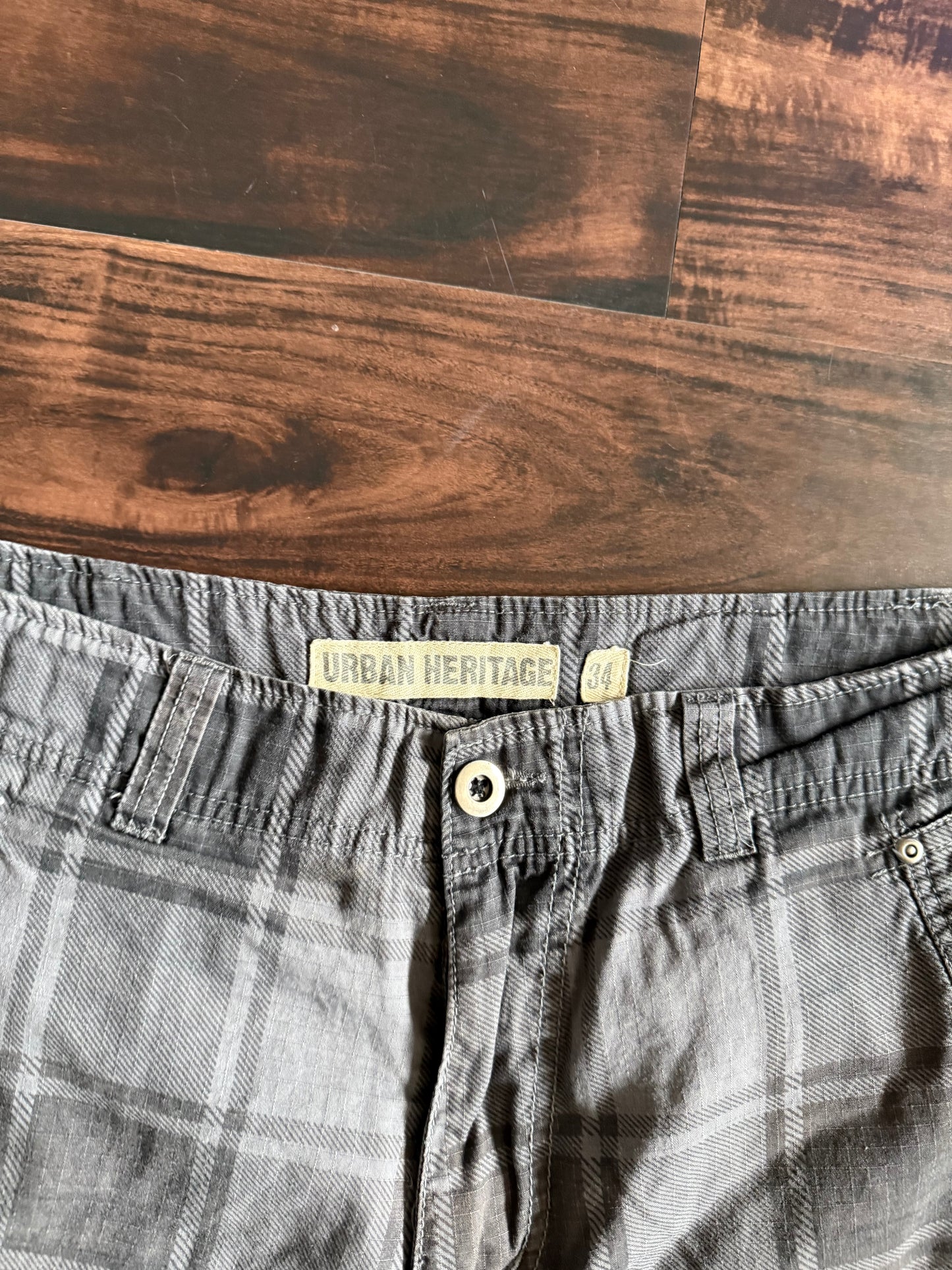Vintage Urban Heritage Black Checkered Cargo Shorts- 34