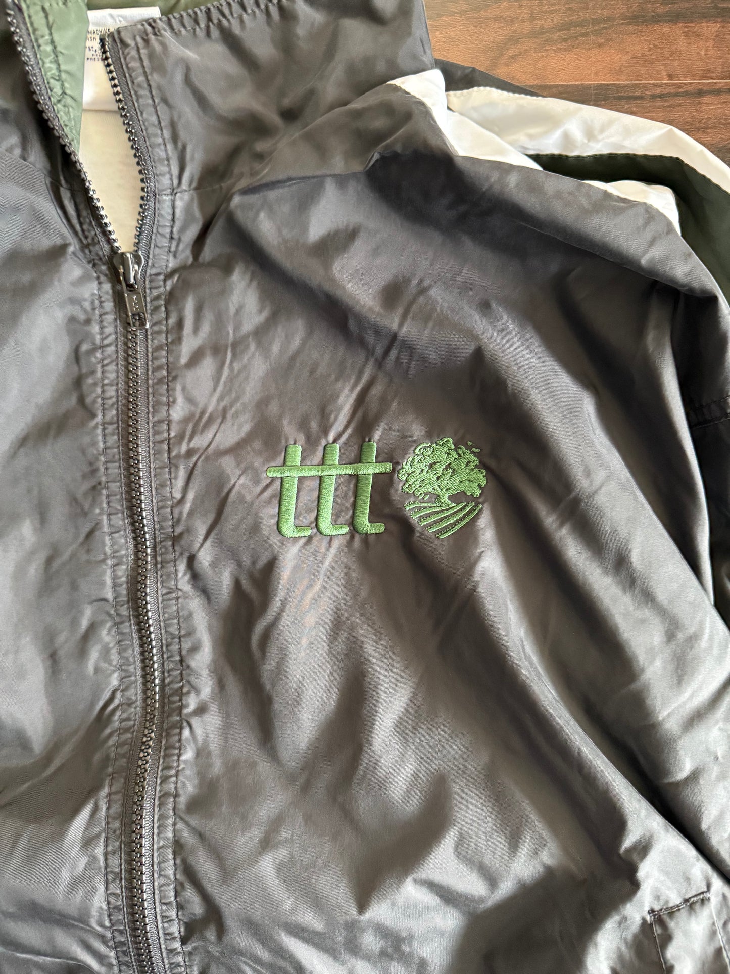 The Thrifting Tree Gray & Green Windbreaker Jacket- XL