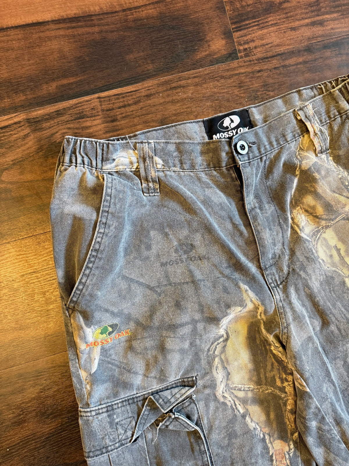 Vintage Mossy Oak Tear Camo Cargo Pants- 34x31