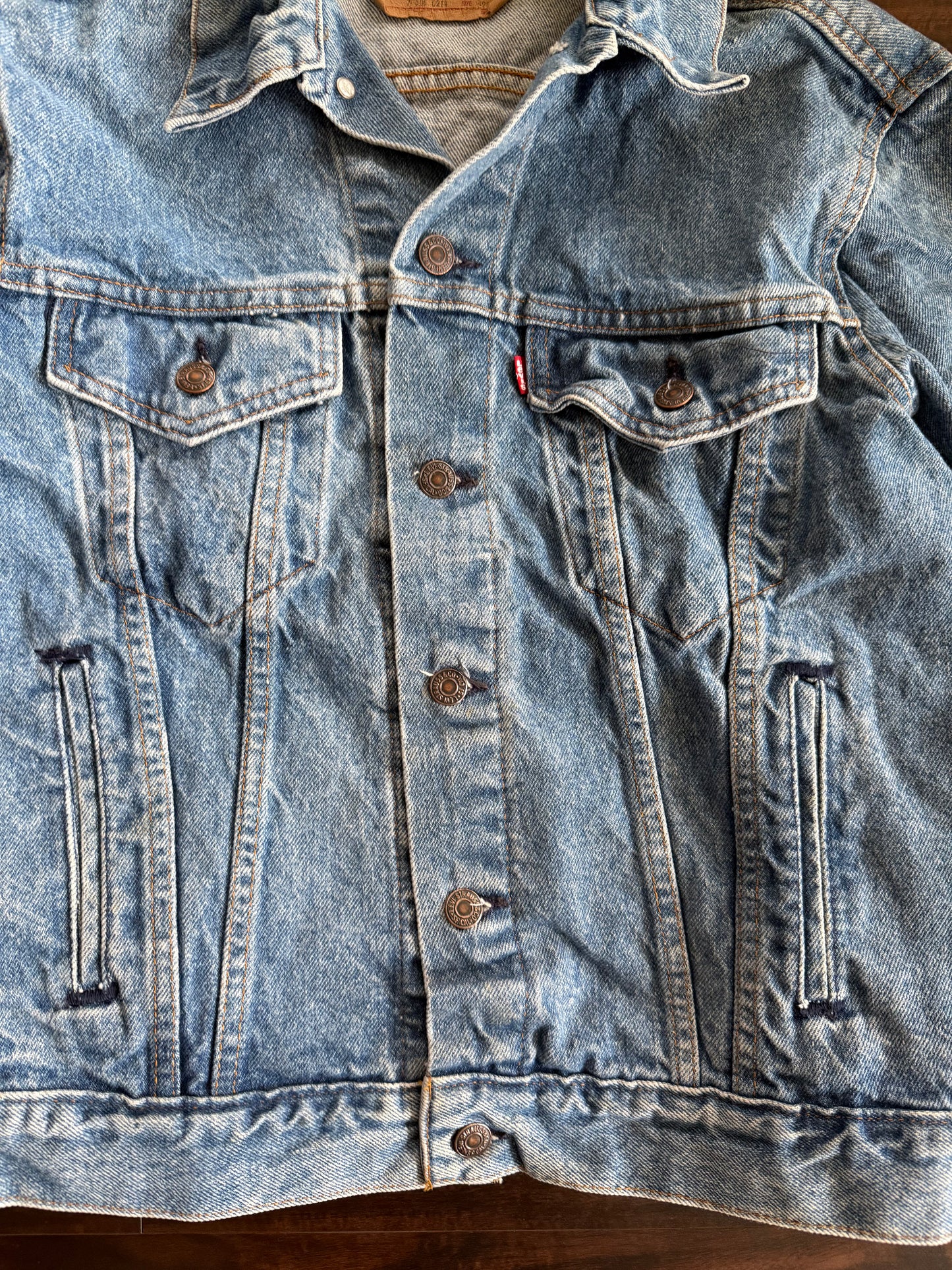 Vintage Levi’s Light Wash Denim Trucker Jacket- S