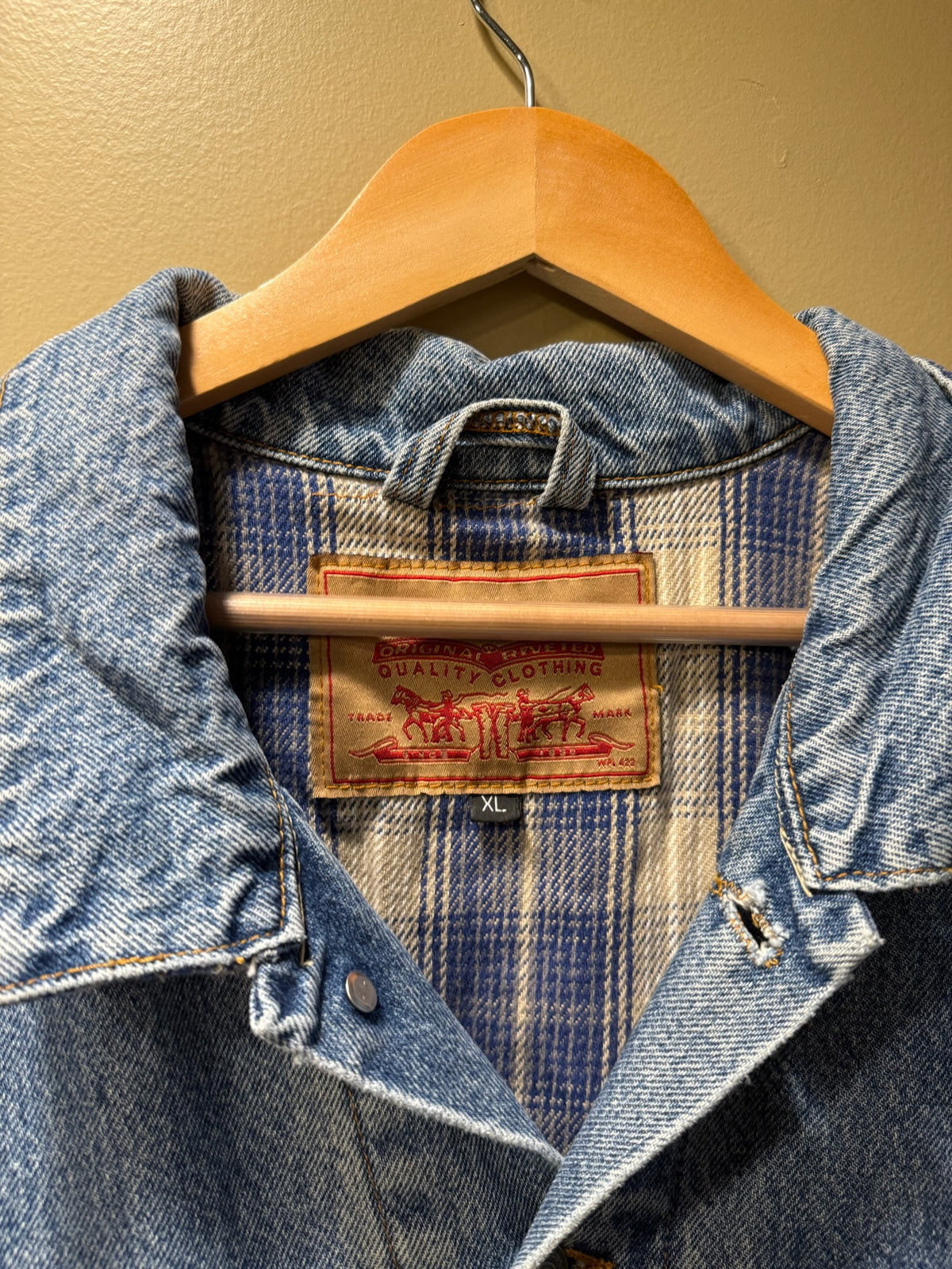 Vintage Levi’s Flannel Lined Denim Jean Jacket - XL