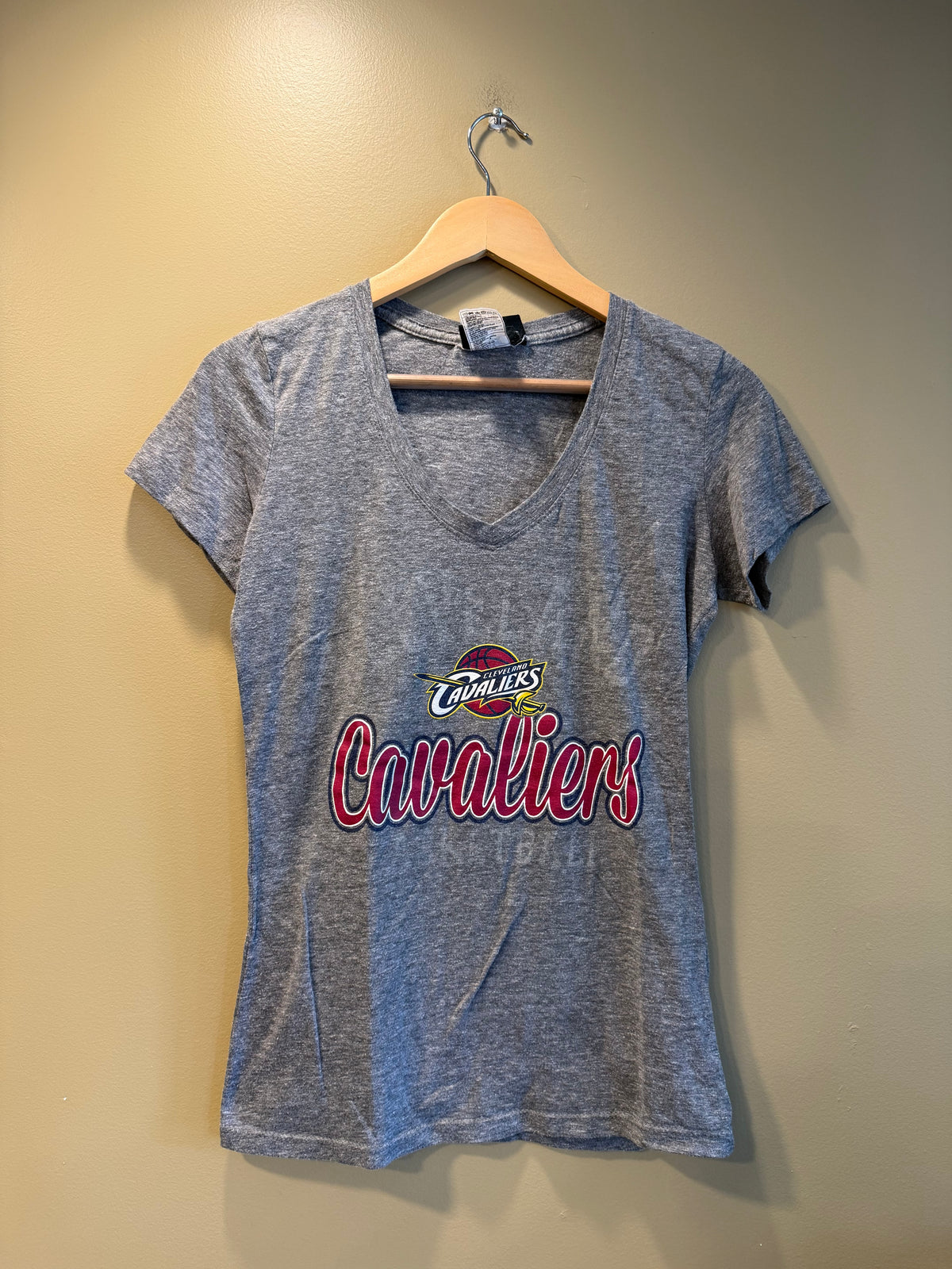 Vintage Cleveland Cavaliers Gray Women’s T-Shirt- S