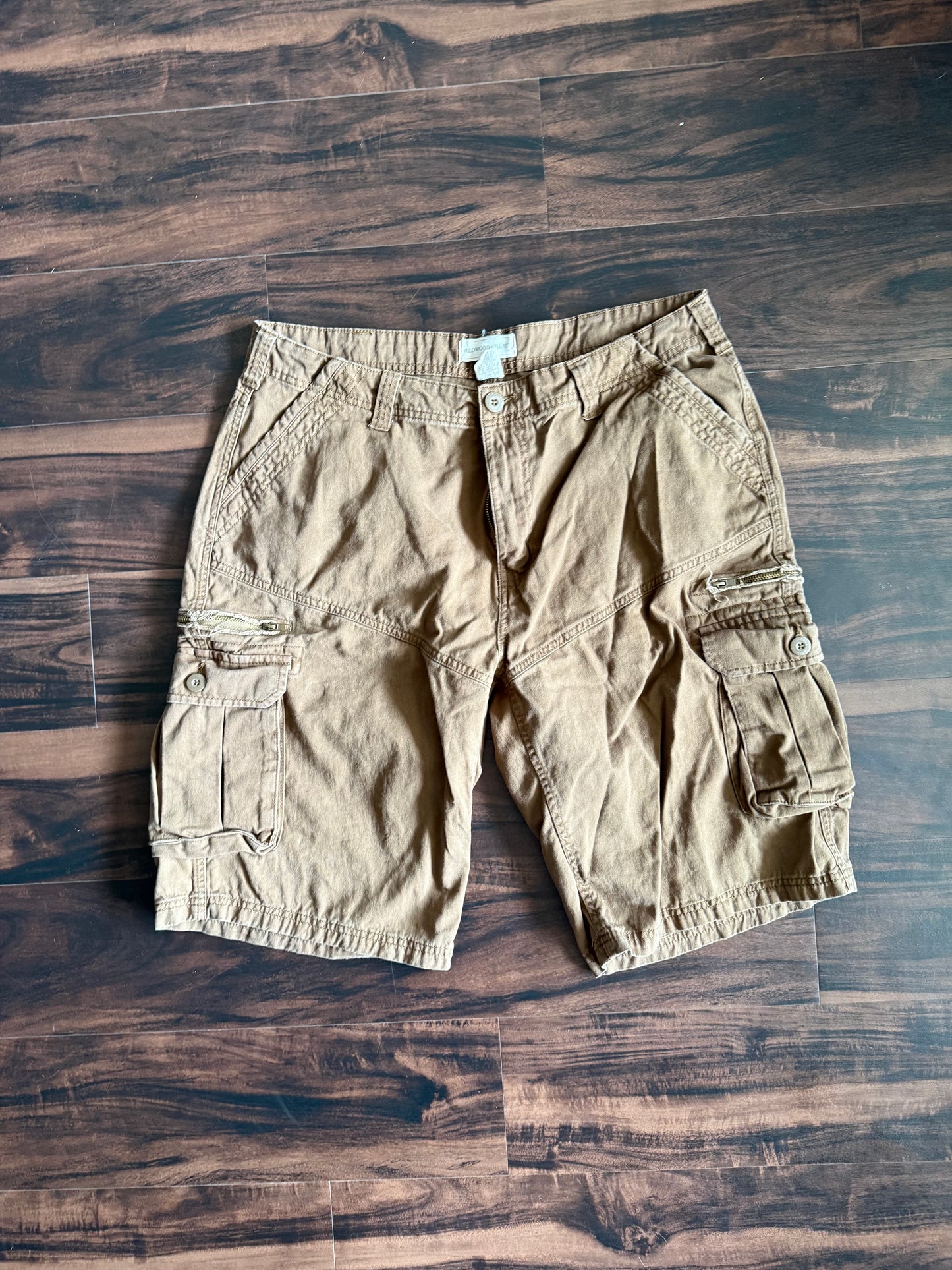 Vintage Redwood Creek Brown Cargo Shorts- 36