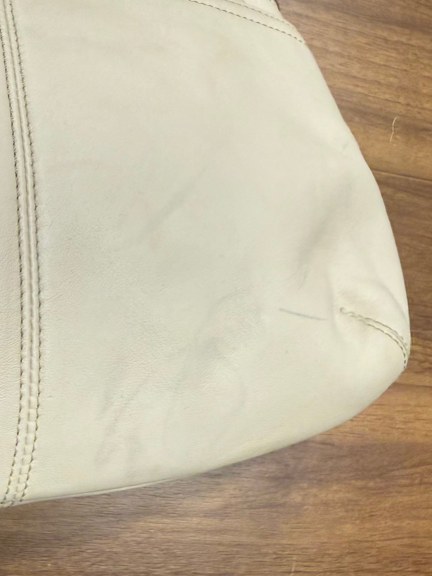 Vintage Coach F13729 Bone/White Soho Pleated Flap Shoulder Bag