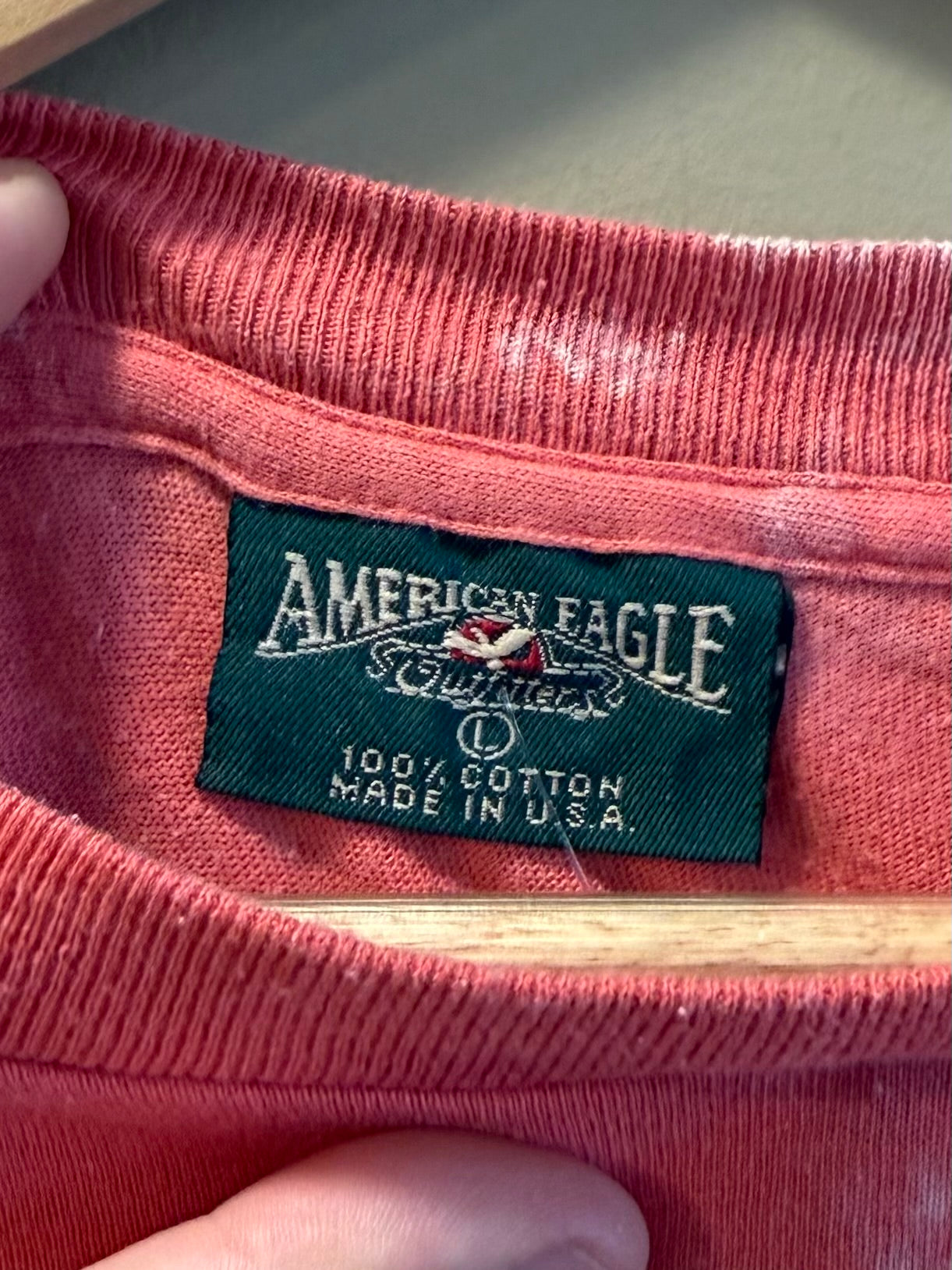 Vintage American Eagle Orca Whale Red Bleach Dye T-Shirt- L