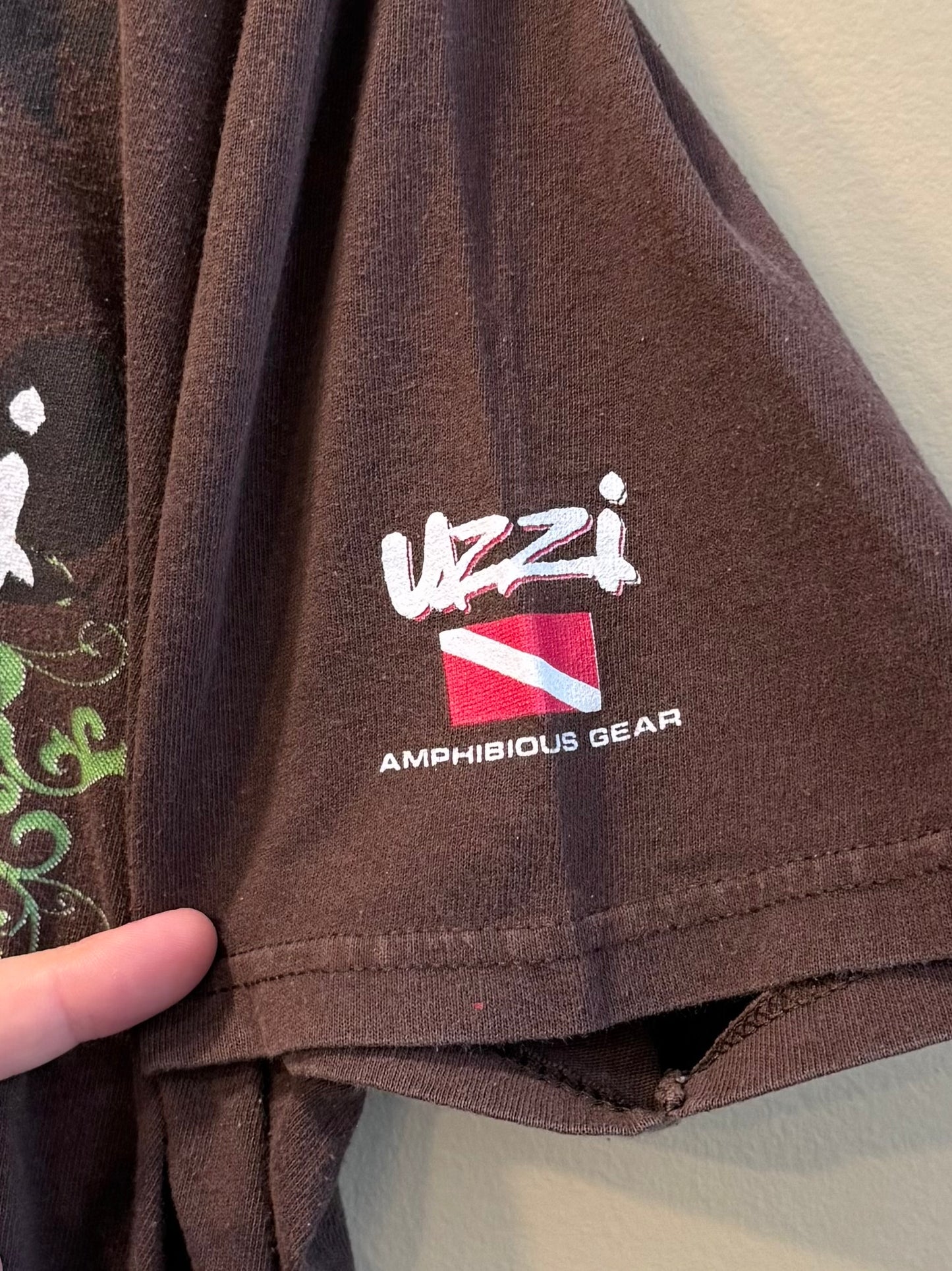 Vintage Uzzi Surfwear Brown Shark T-Shirt- XL