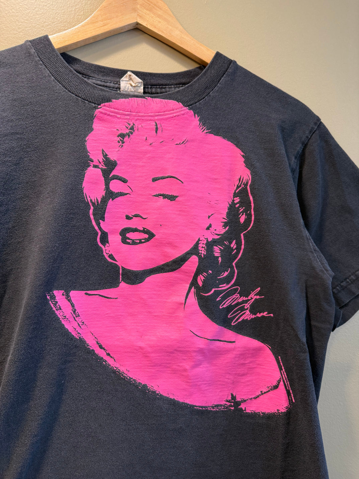 Vintage Marilyn Monroe Pink Graphic T-Shirt- S