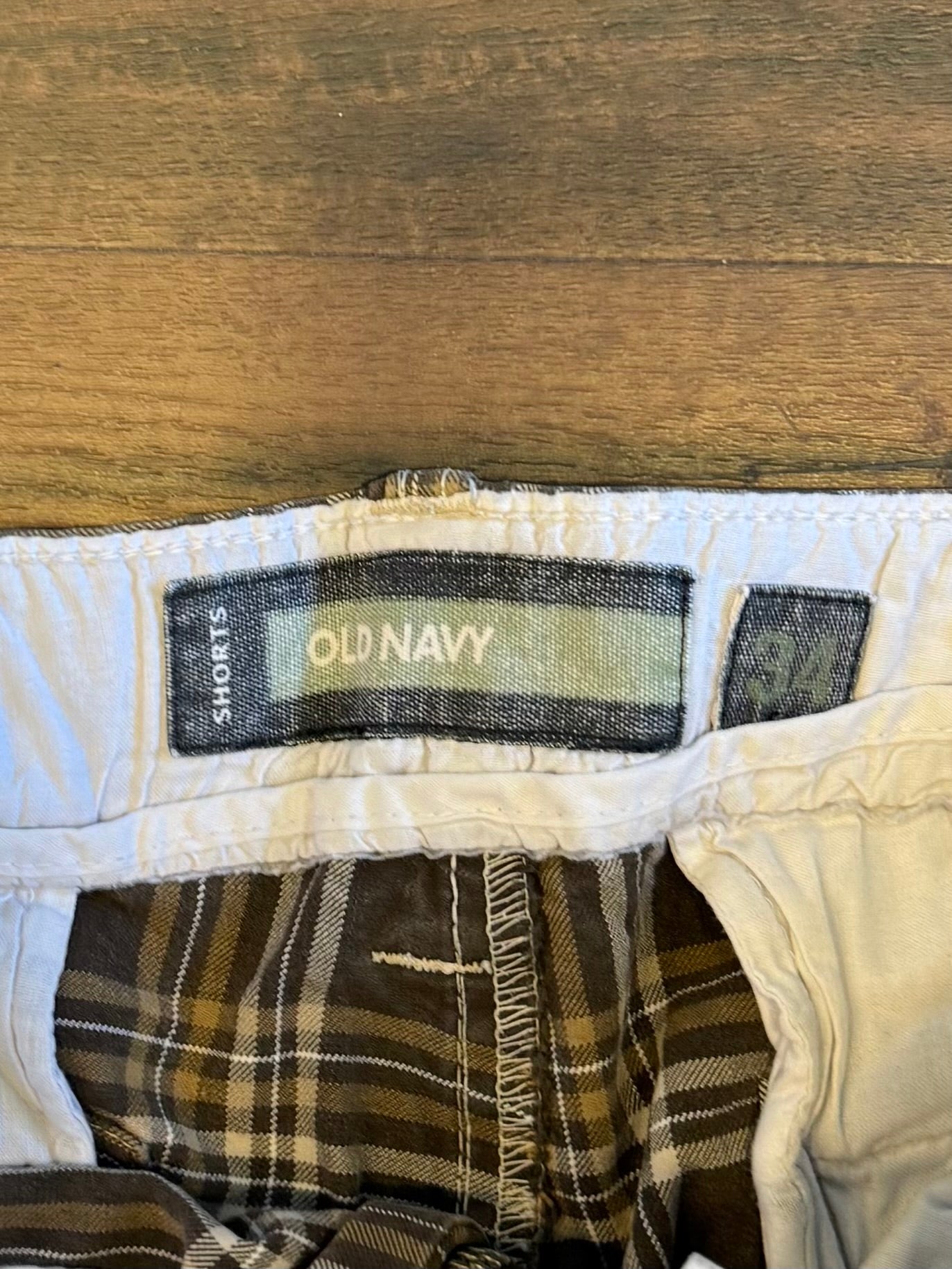 Vintage Old Navy Brown Checkered Cargo Shorts- 34