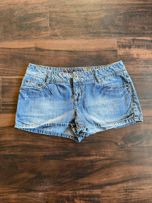 Vintage Y2K Mudd Jeans Light Wash Embroidered Denim Jean Shorts- 30