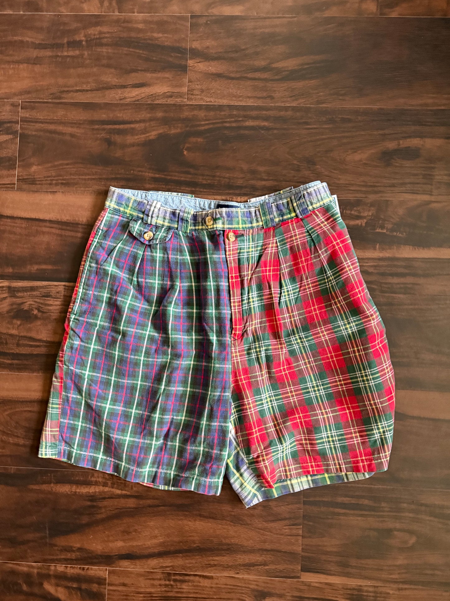 Vintage Tommy Hilfiger Plaid Shorts- 31