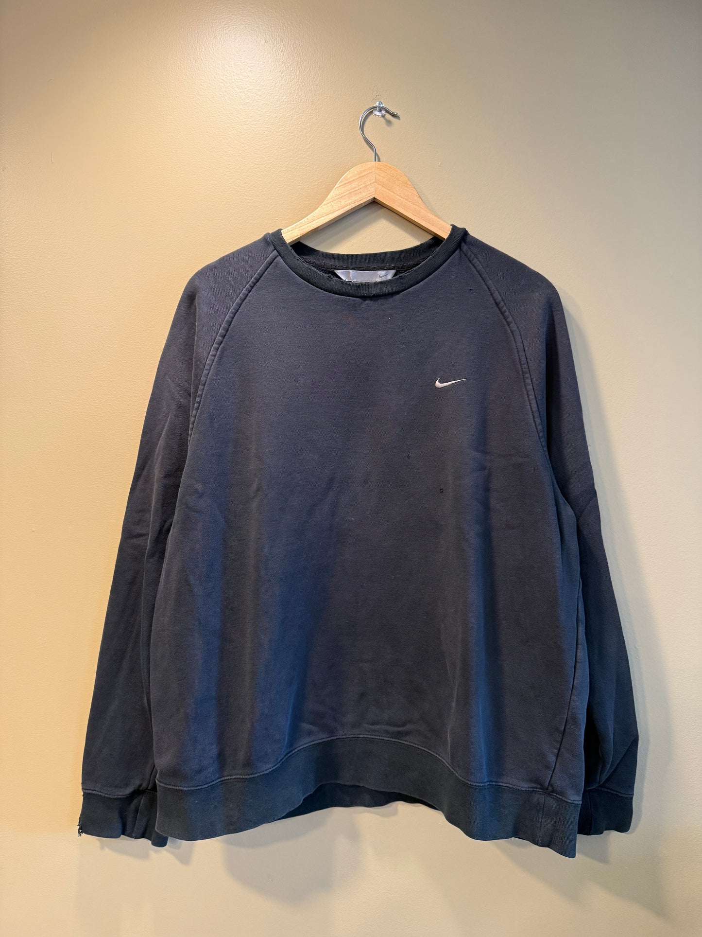 Vintage Nike Black Embroidered Crewneck Sweatshirt- L