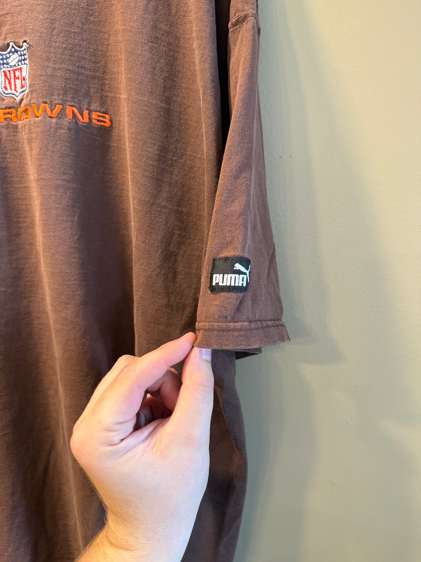 Vintage Cleveland Browns Puma T-Shirt- L/XL