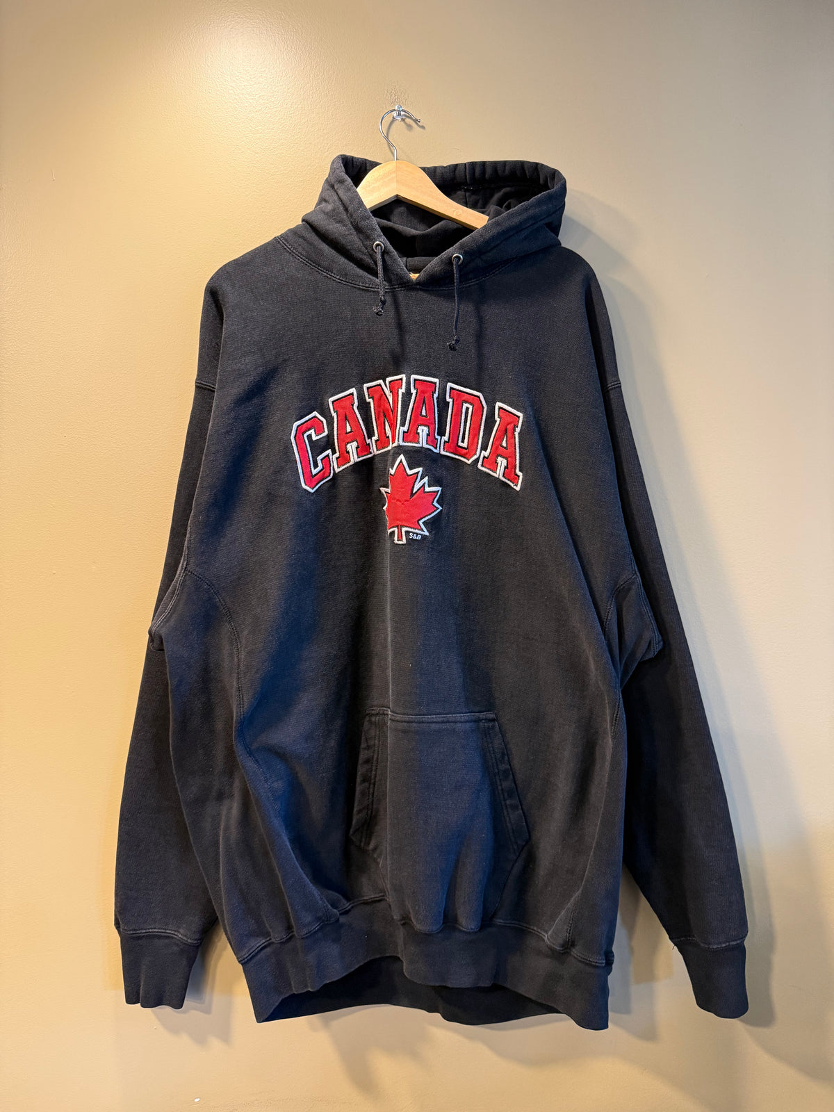 Vintage Canada Steven & Barry’s Sweatshirt- XXL