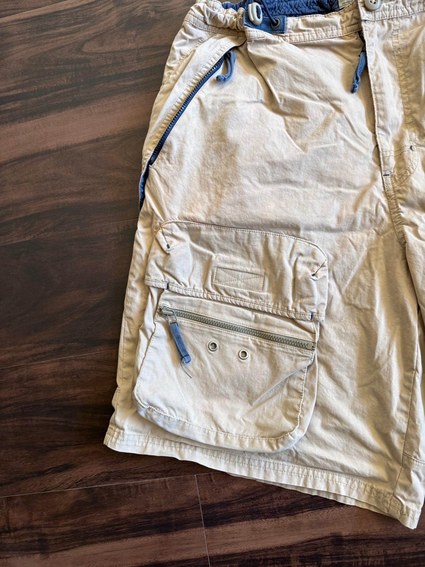 Vintage Y2K American Eagle Baggy Cargo Shorts- 36