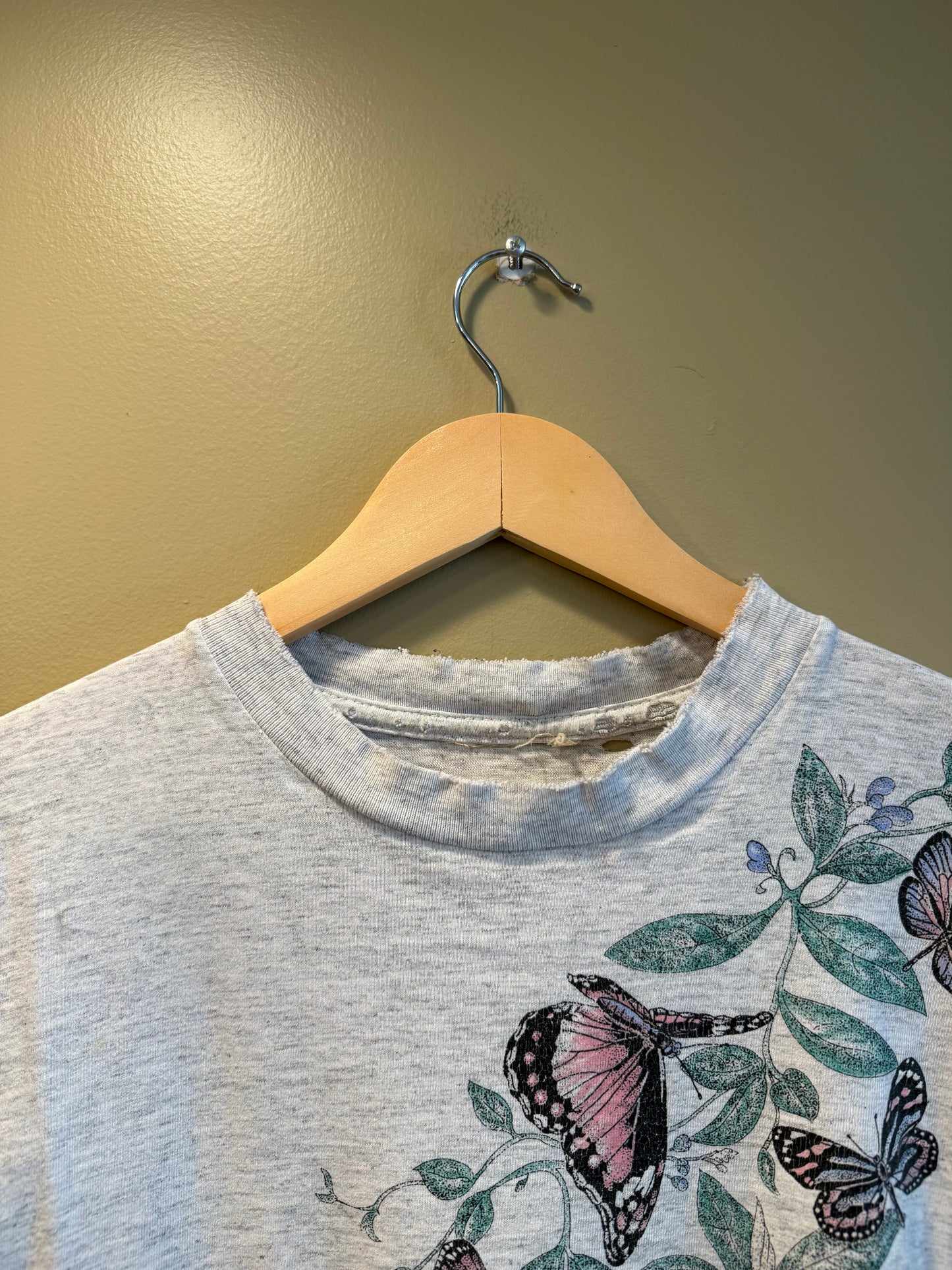 Vintage Butterflies Gray Distressed T-Shirt- M