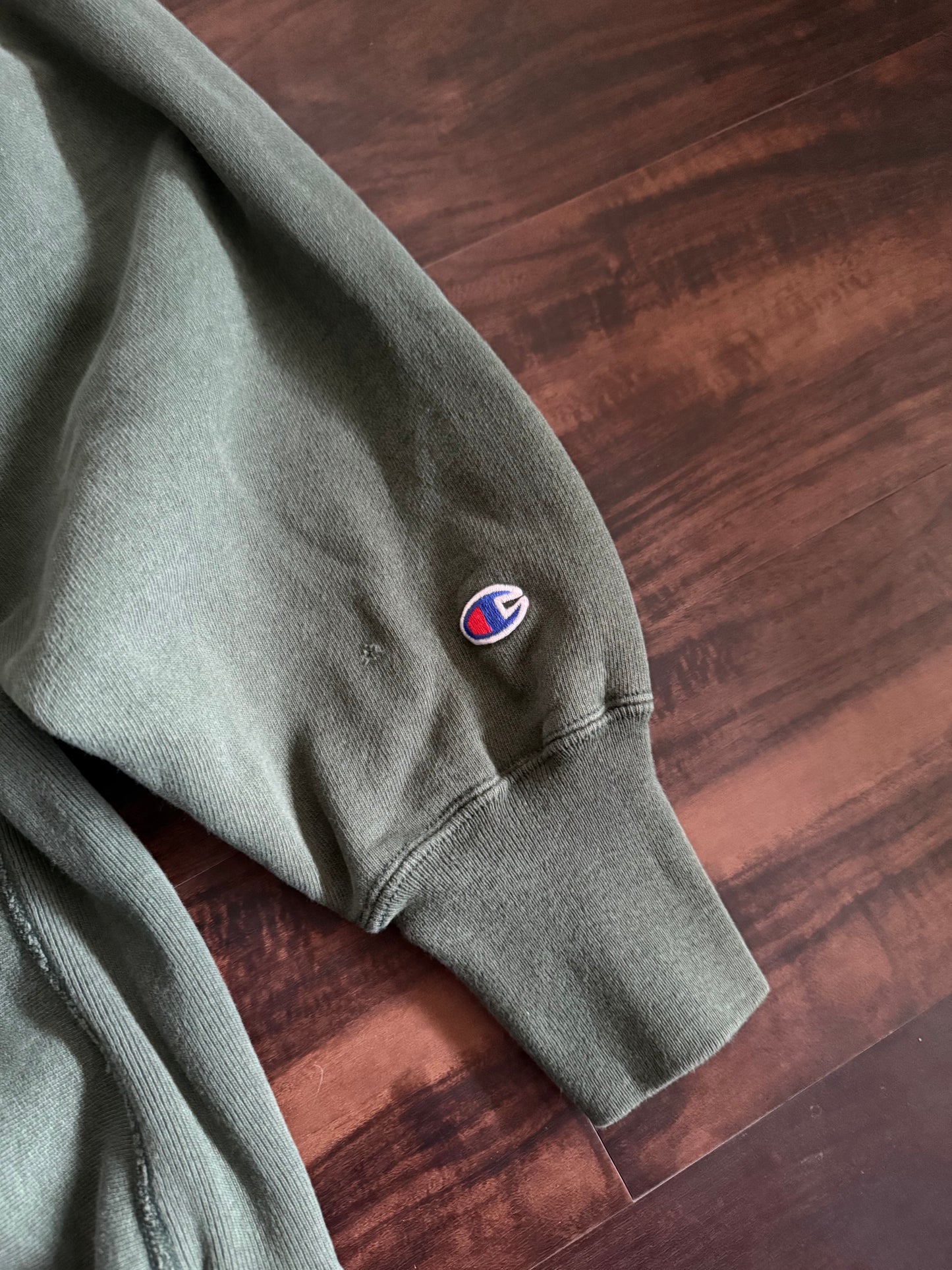 Vintage Champion Reverse Weave University of South Dakota Green Crewneck Sweatshirt- L