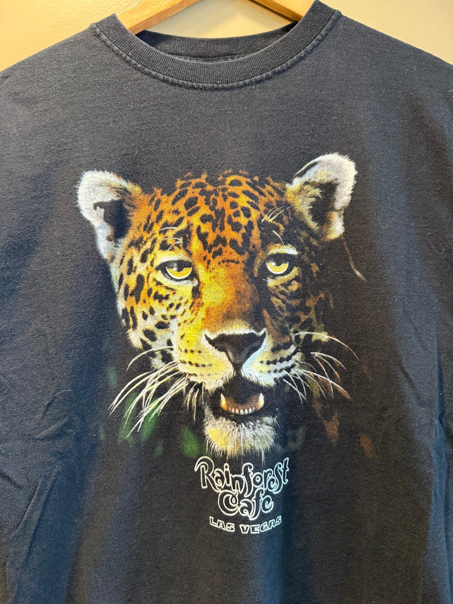 Vintage Rainforest Cafe Cheetah Black T-Shirt- M