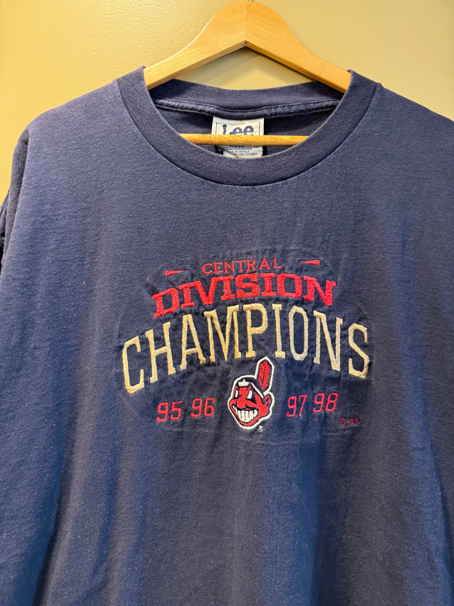 Vintage Cleveland Indians Division Champions T-Shirt- XXL