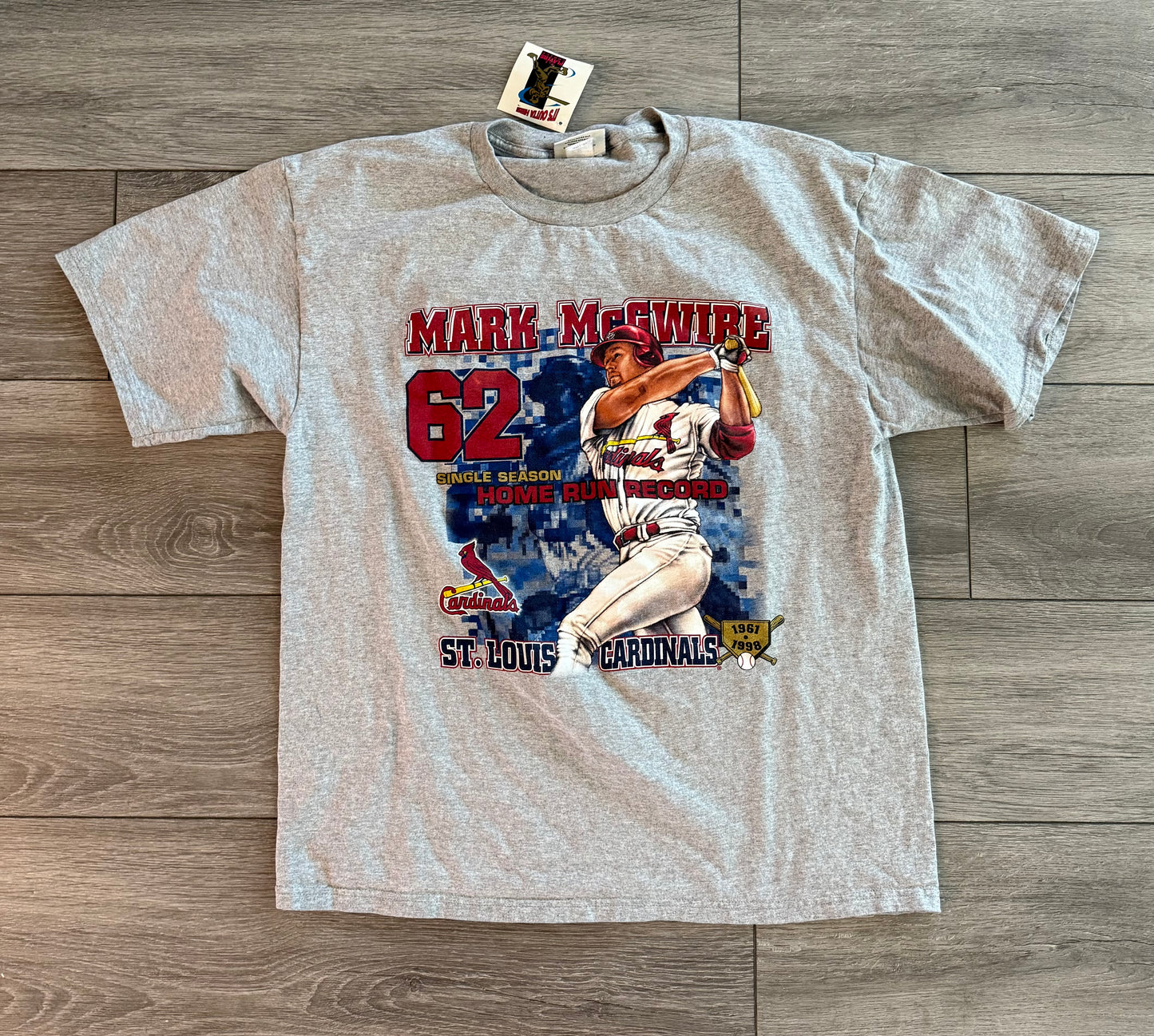 Vintage NWT Mark McGwire Home Run Record Double Sided St. Louis Cardinals MLB T-Shirt- XL