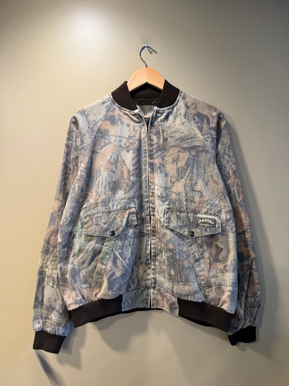 Vintage Spartan Outdoors Camo Button-Up Bomber Jacket- XL