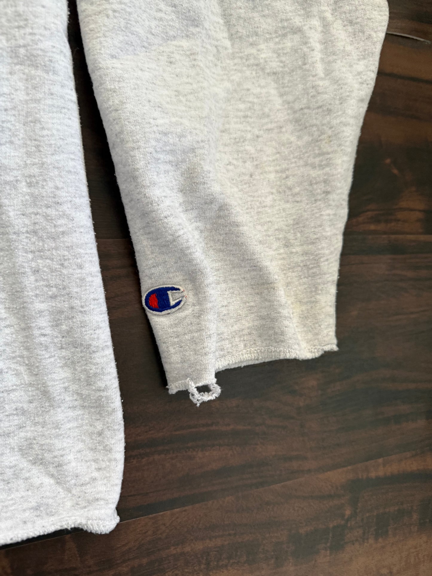 Vintage University of Cincinnati Bearcats Cropped Crewneck Sweatshirt- XL