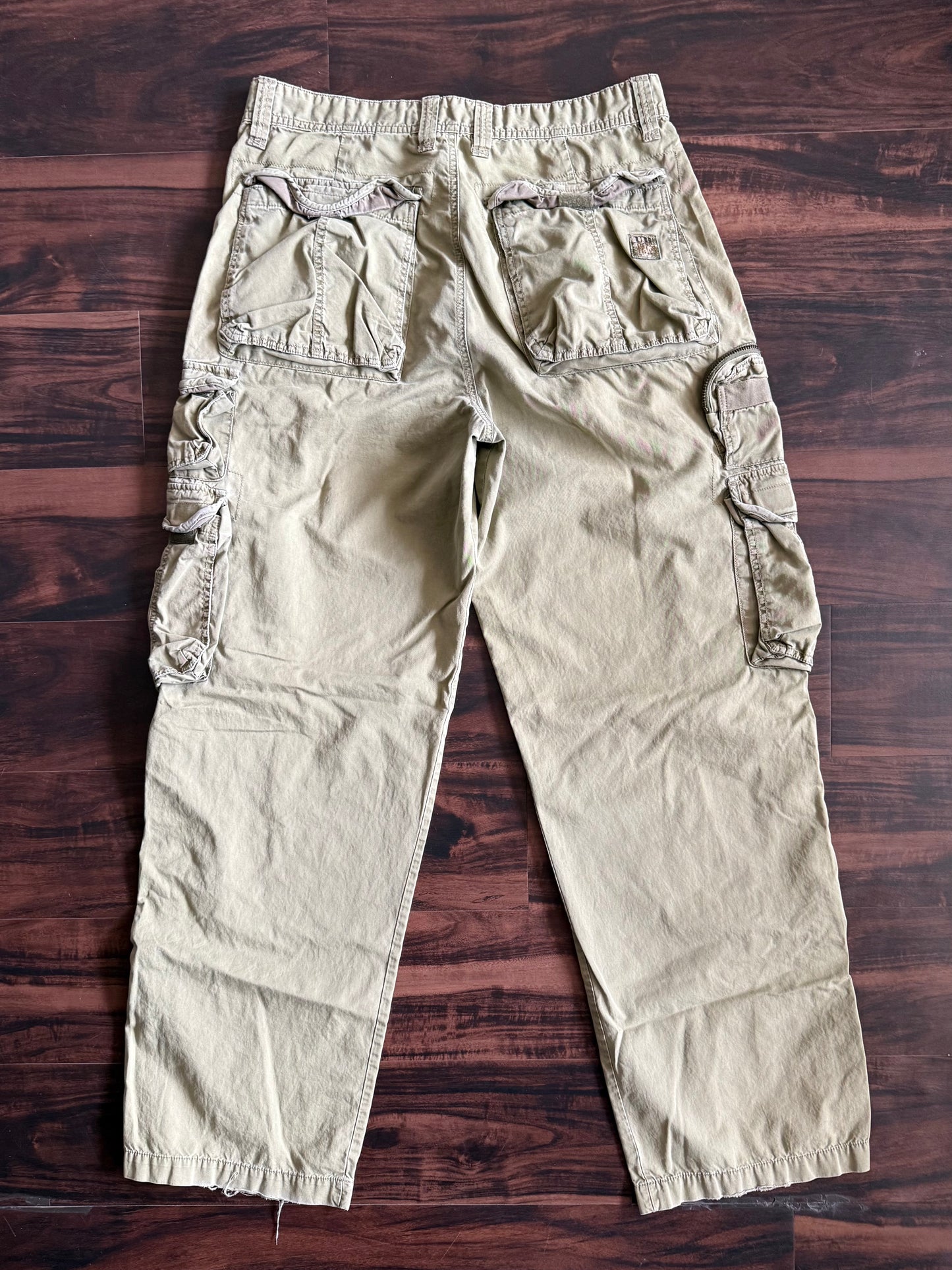 Vintage Y2K Union Bay Green Cargo Pants- 33x33