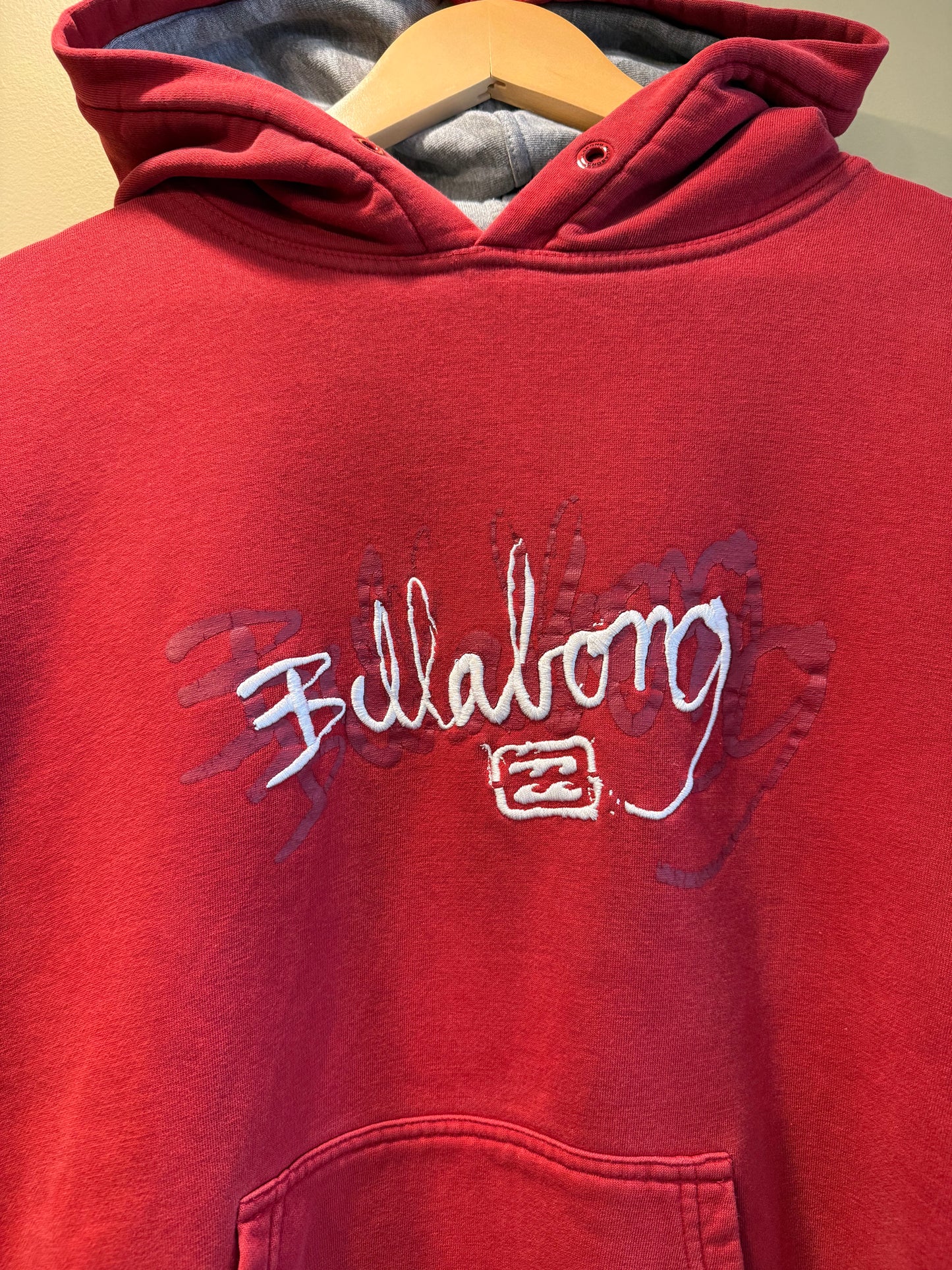 Vintage Billabong Red Sketch Font Embroidered Hoodie Sweatshirt- M
