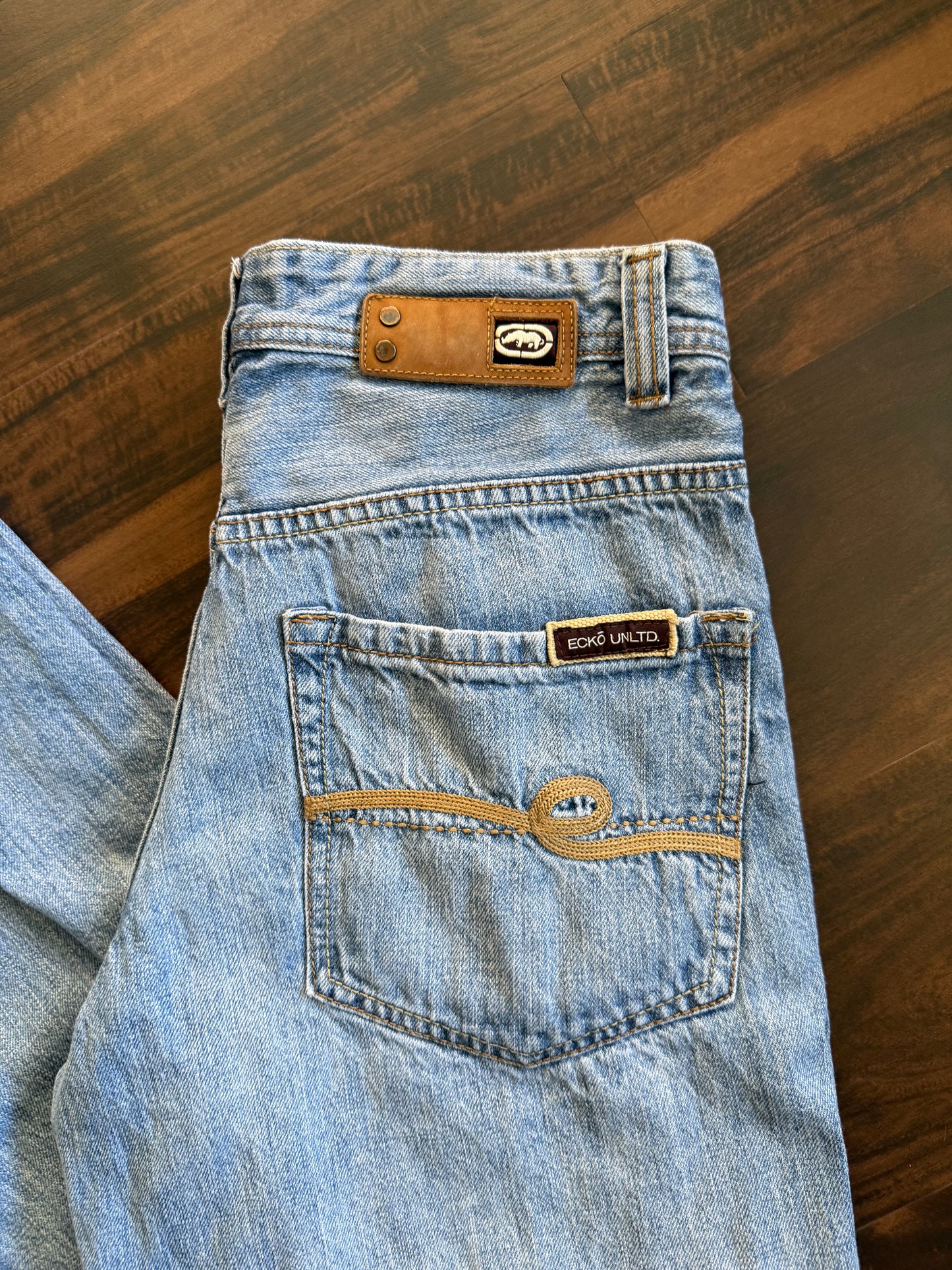 Vintage Y2K Ecko Unlimited Light Wash Streetwear Denim Jeans- 27x29