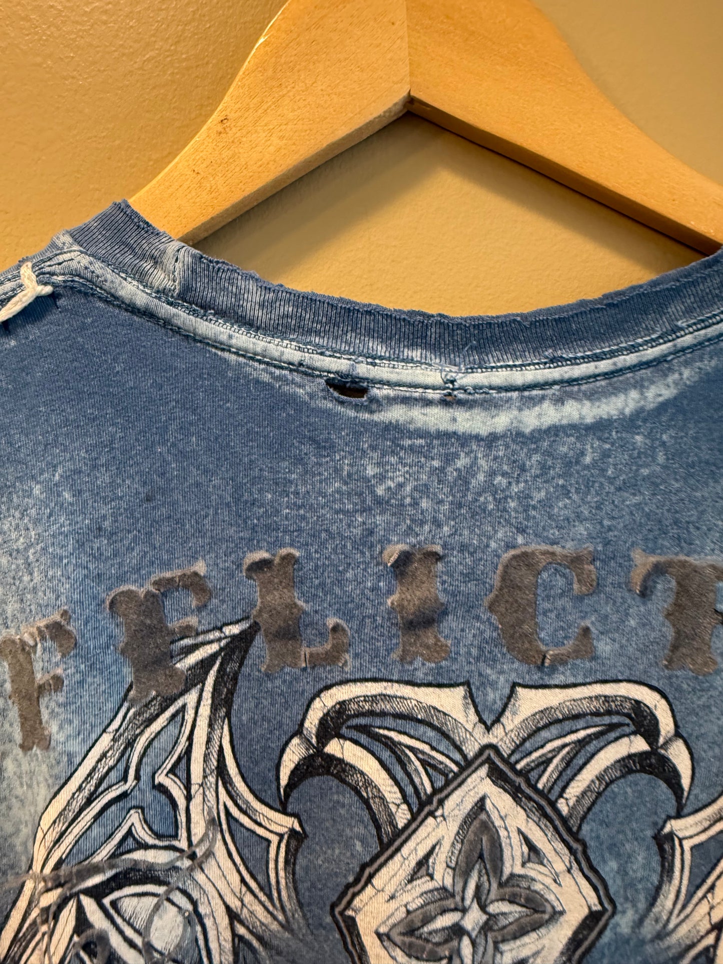 Vintage Y2K Affliction Blue Live Fast Cross T-Shirt- L