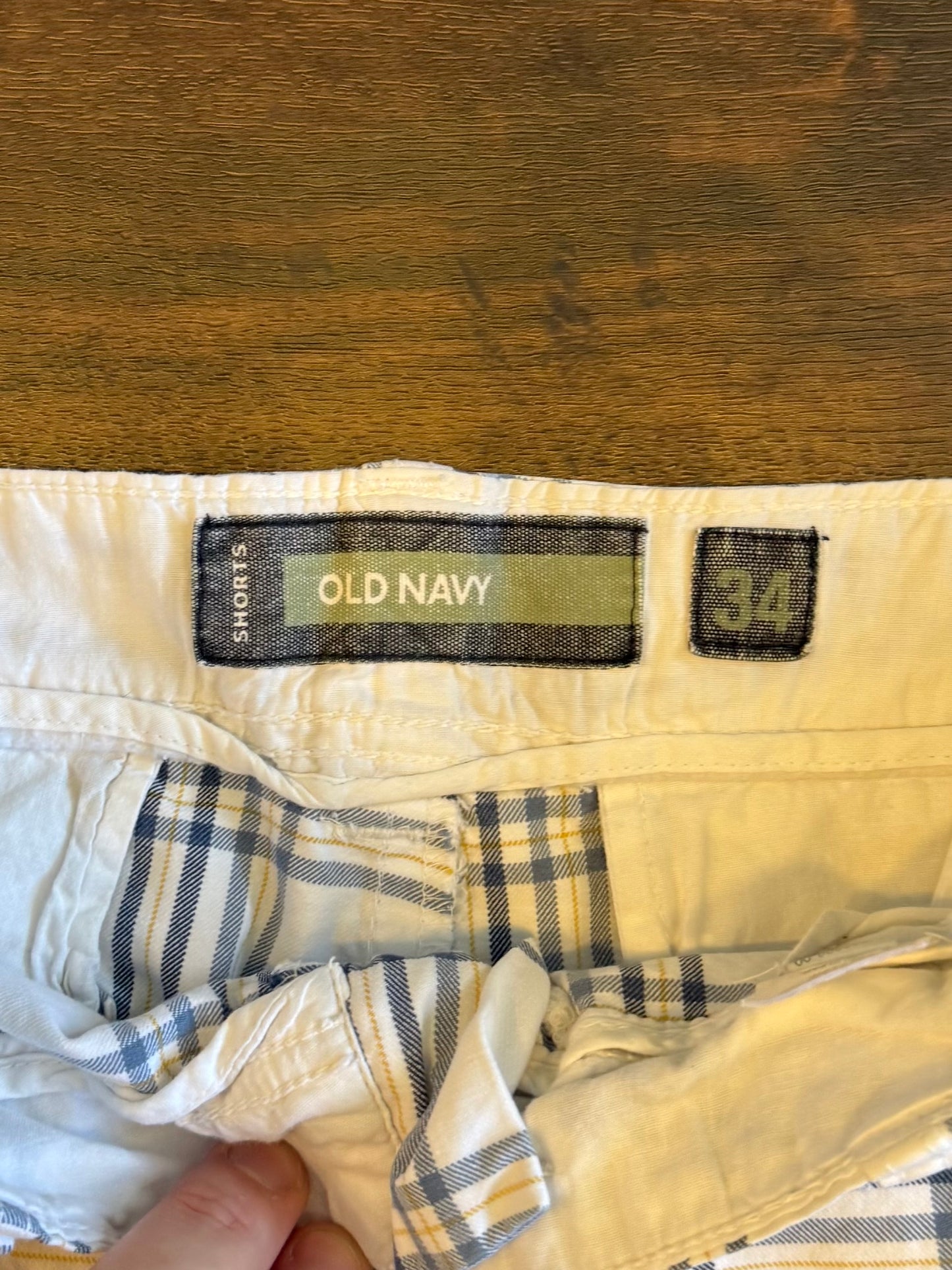 Vintage Old Navy White Checkered Cargo Shorts- 34