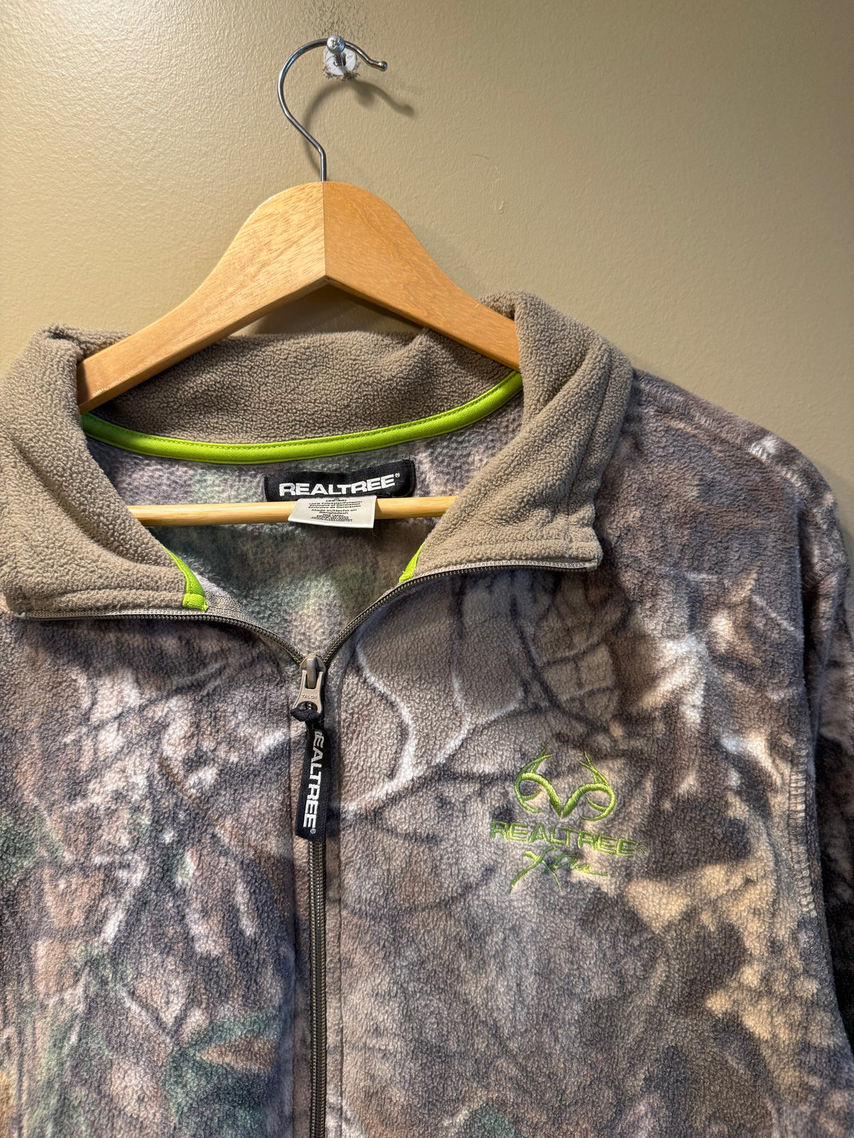 Vintage RealTree Camo Fleece Zip-Up Jacket- M