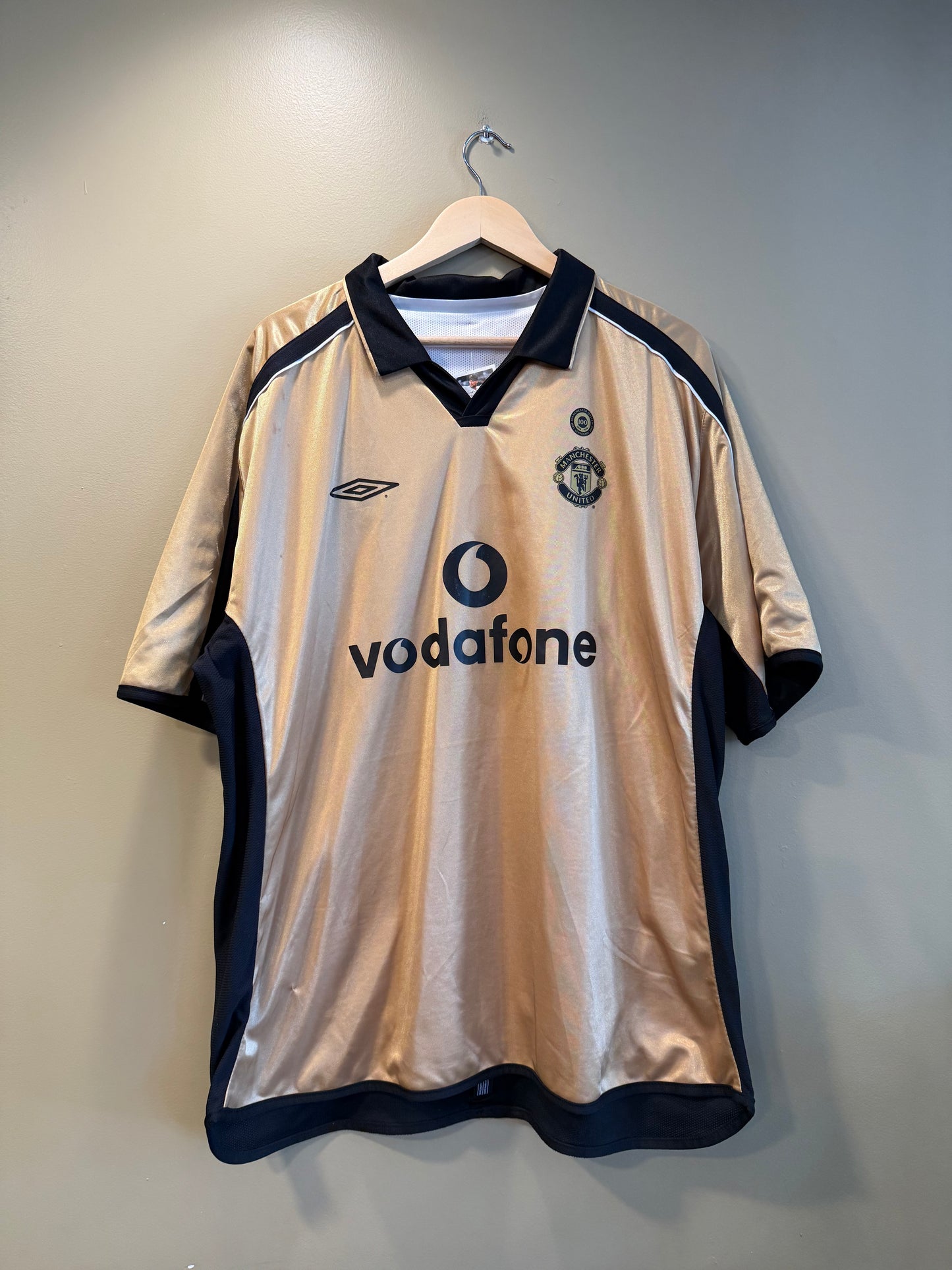 Vintage 02 Manchester United David Beckham Centenary Reversible Jersey- XL