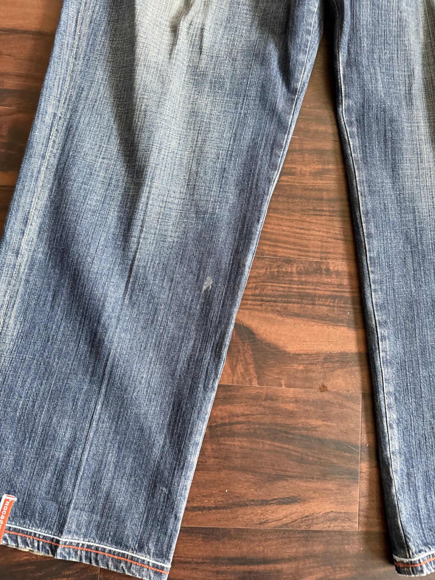 Vintage Y2K Rocawear Embroidered Streetwear Denim Jeans- 38x32