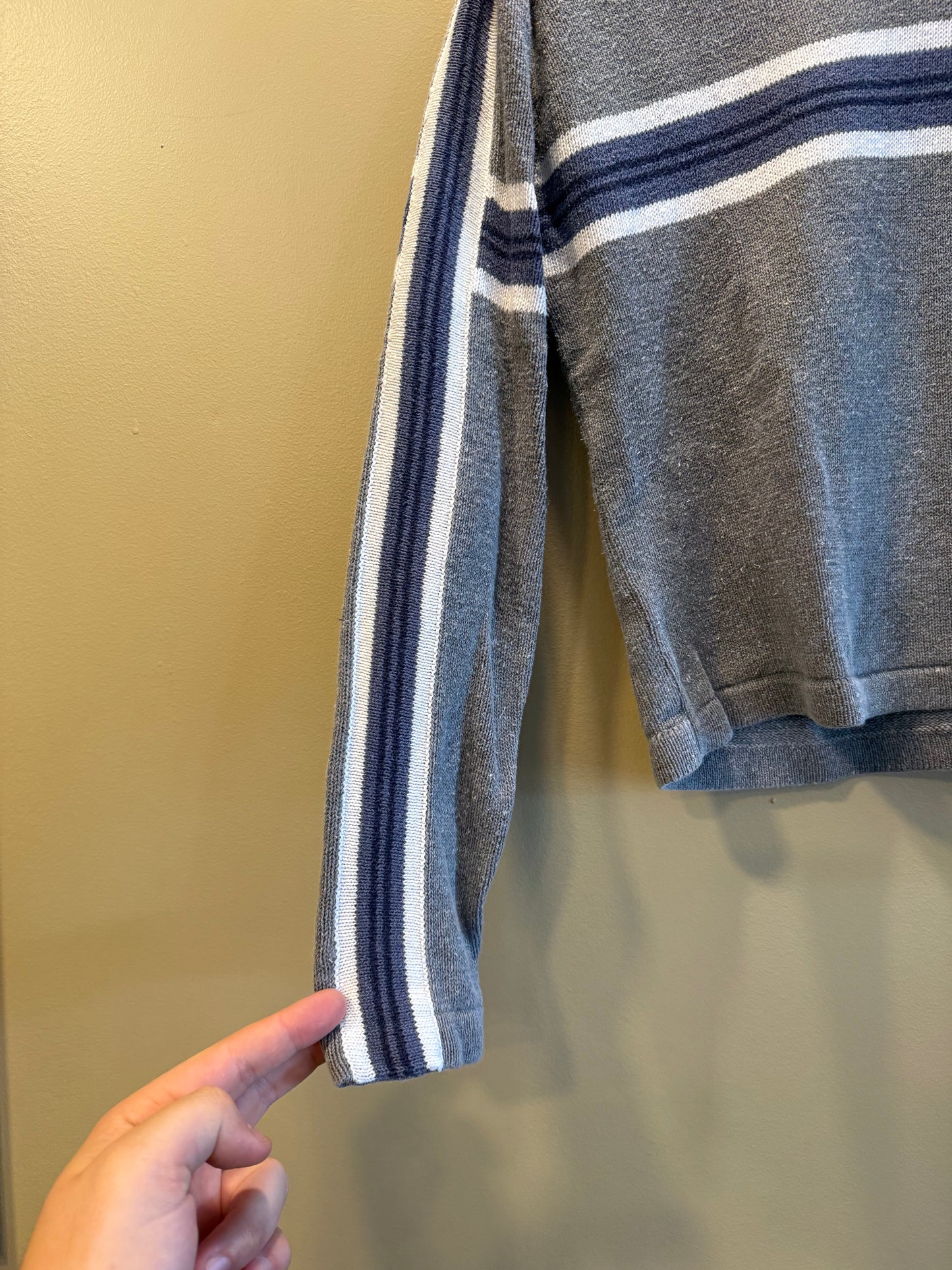 Vintage Y2K Rue 21 Women’s Gray Striped Sweater- XL