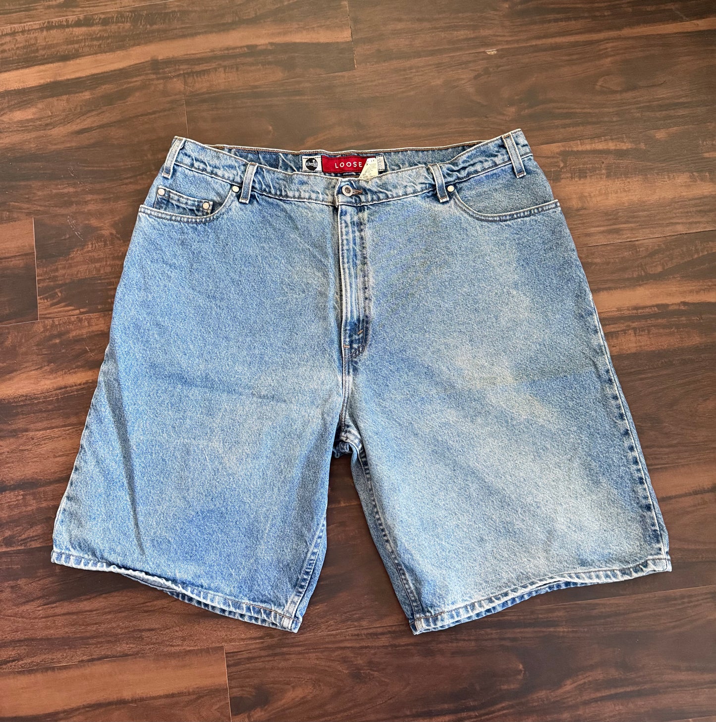 Vintage Levi’s Silver Tab Denim Jean Shorts- 40