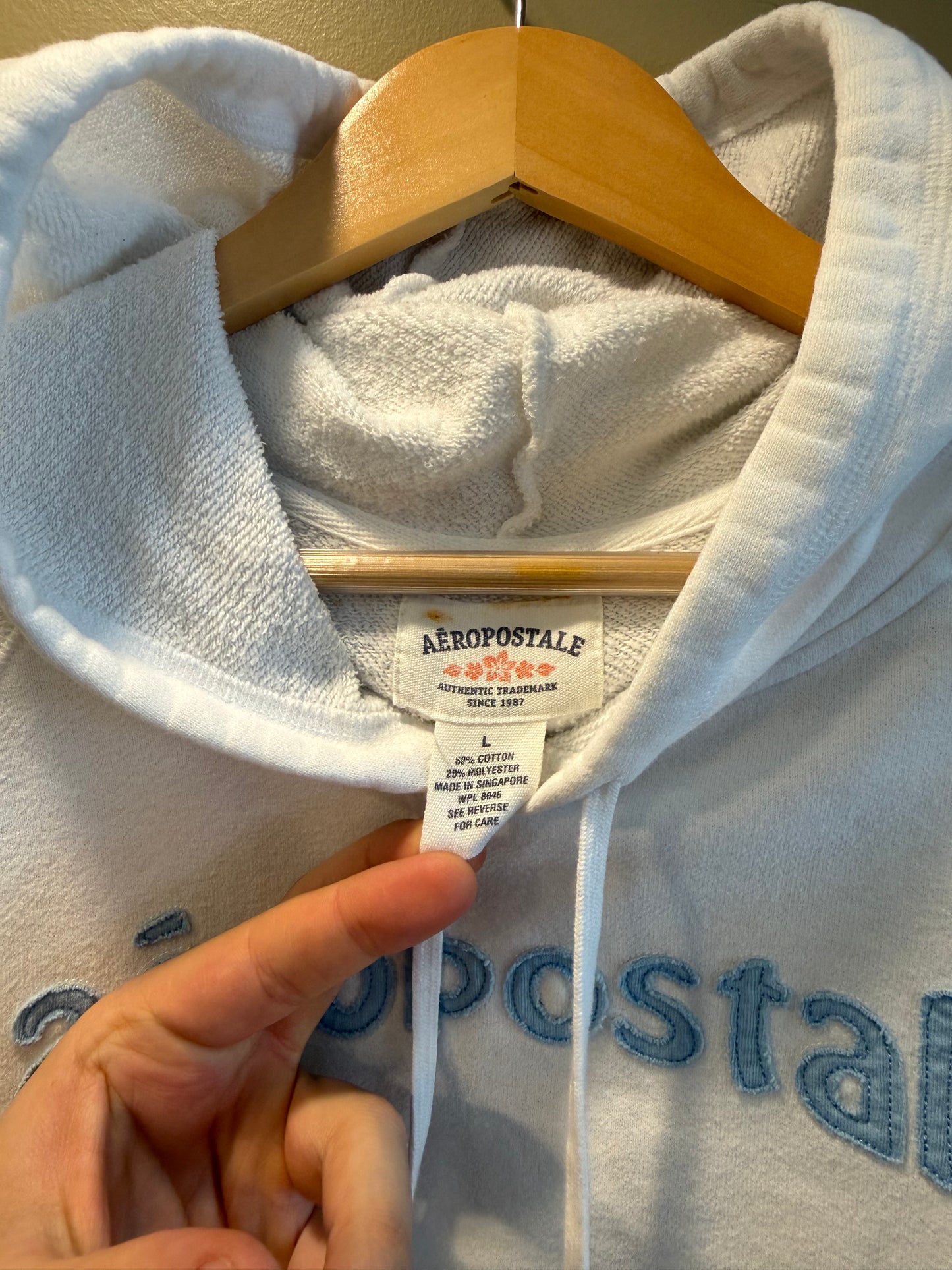 Vintage Y2K Aeropostale White Hoodie Sweatshirt- L