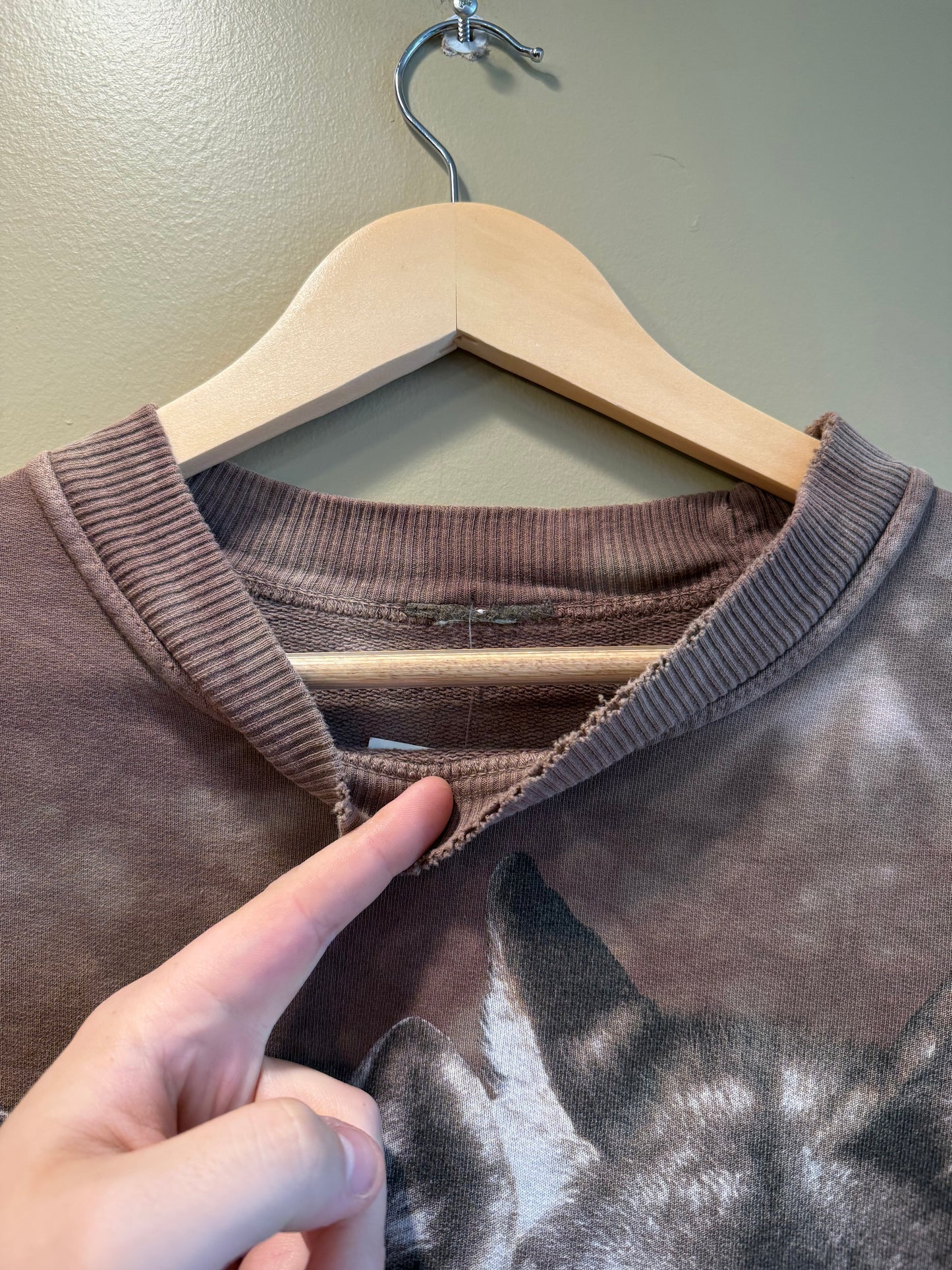 Vintage The Mountain Brown Wolves Nature Crewneck Sweatshirt- XL
