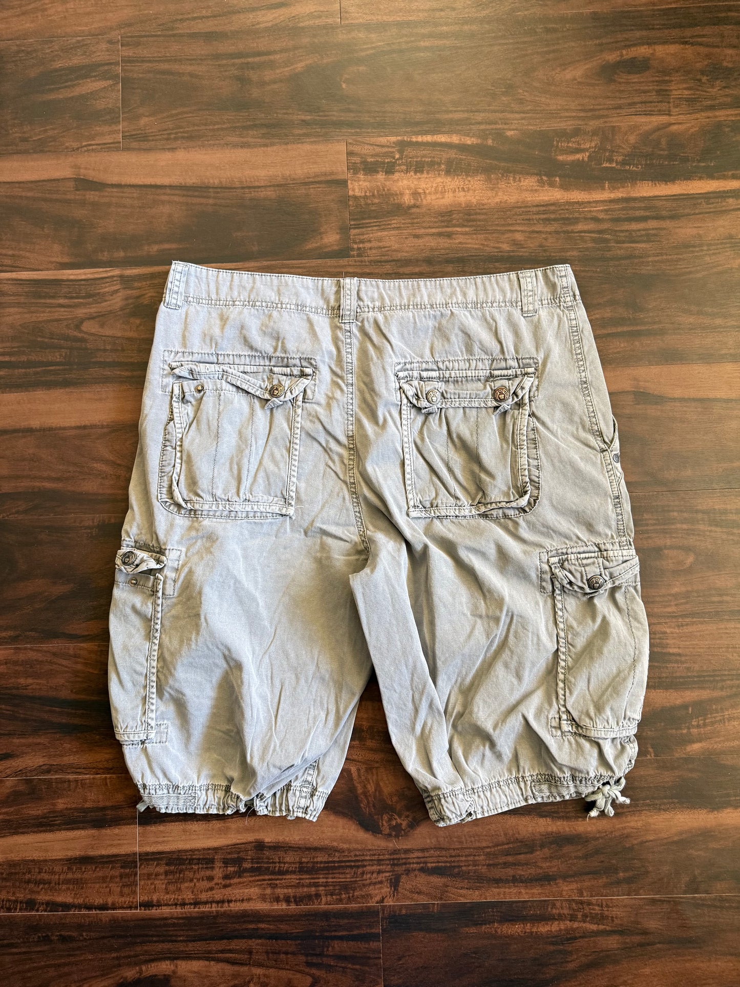 Vintage Y2K Galaxy Gray Baggy Cargo Shorts- 40