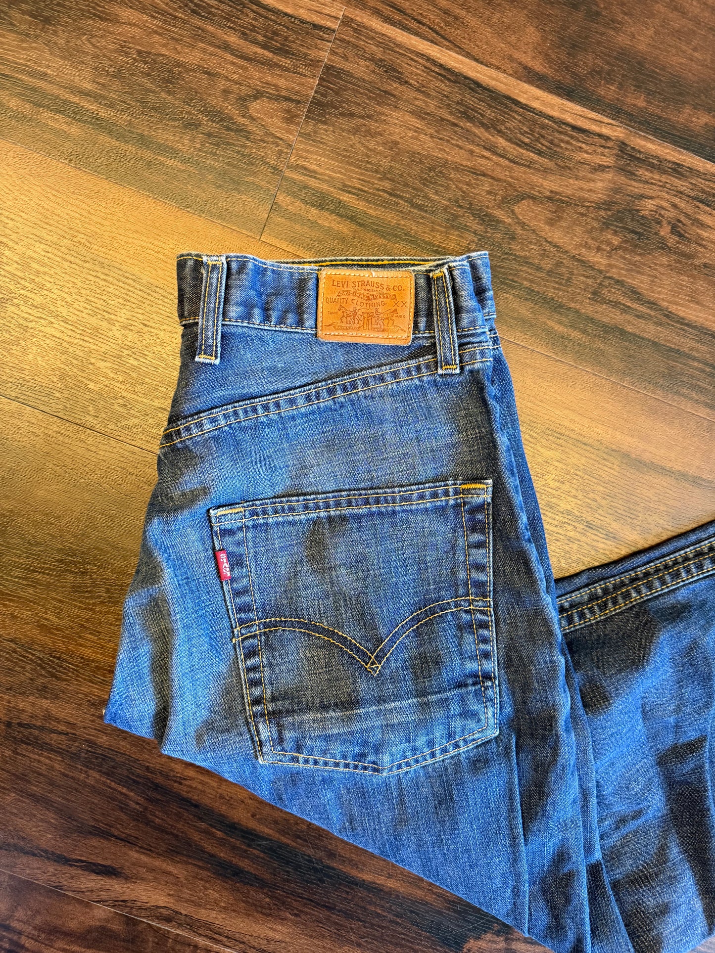 Vintage Levi’s Made In USA XX Dark Wash Jeans- 32x32