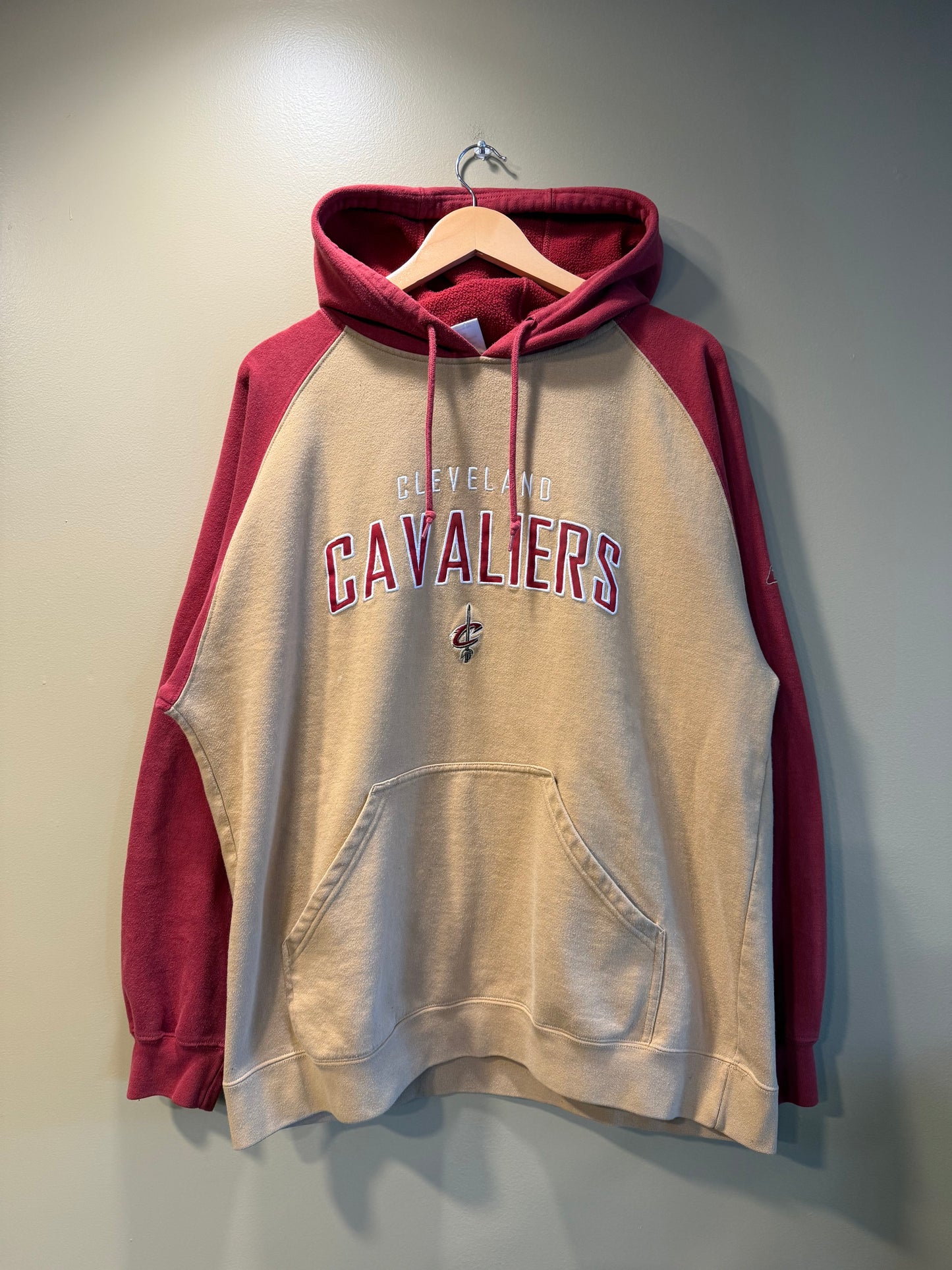 Vintage Y2K Cleveland Cavaliers Wine & Gold NBA Hoodie Sweatshirt- L