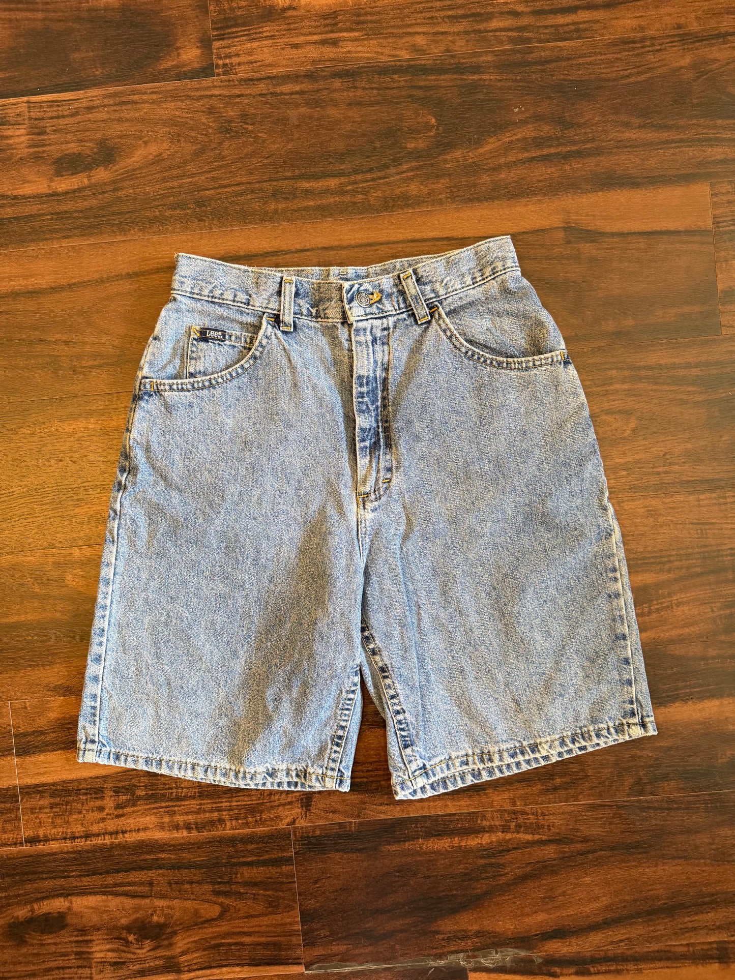 Vintage Lee Light Wash Jean Shorts- 26